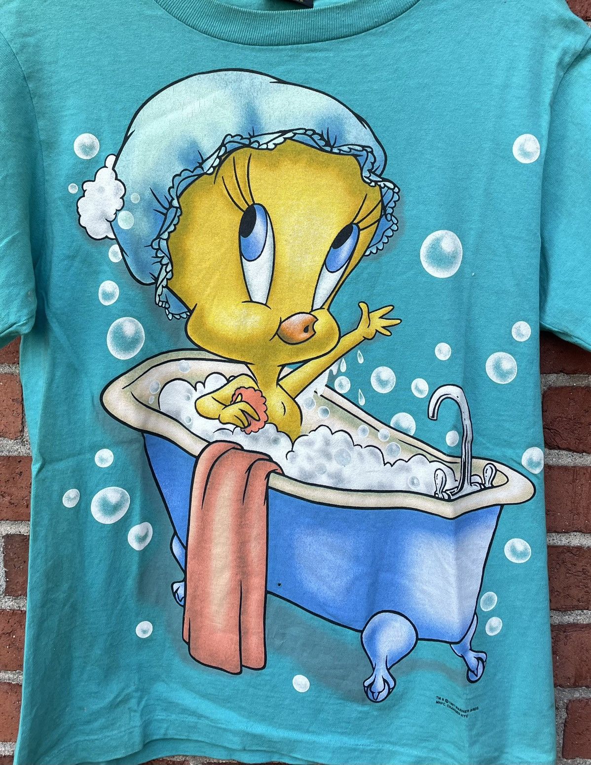Changes Vintage 1997 Changes Looney Tunes Bathing Tweety T Shirt Size US M / EU 48-50 / 2 - 3 Thumbnail