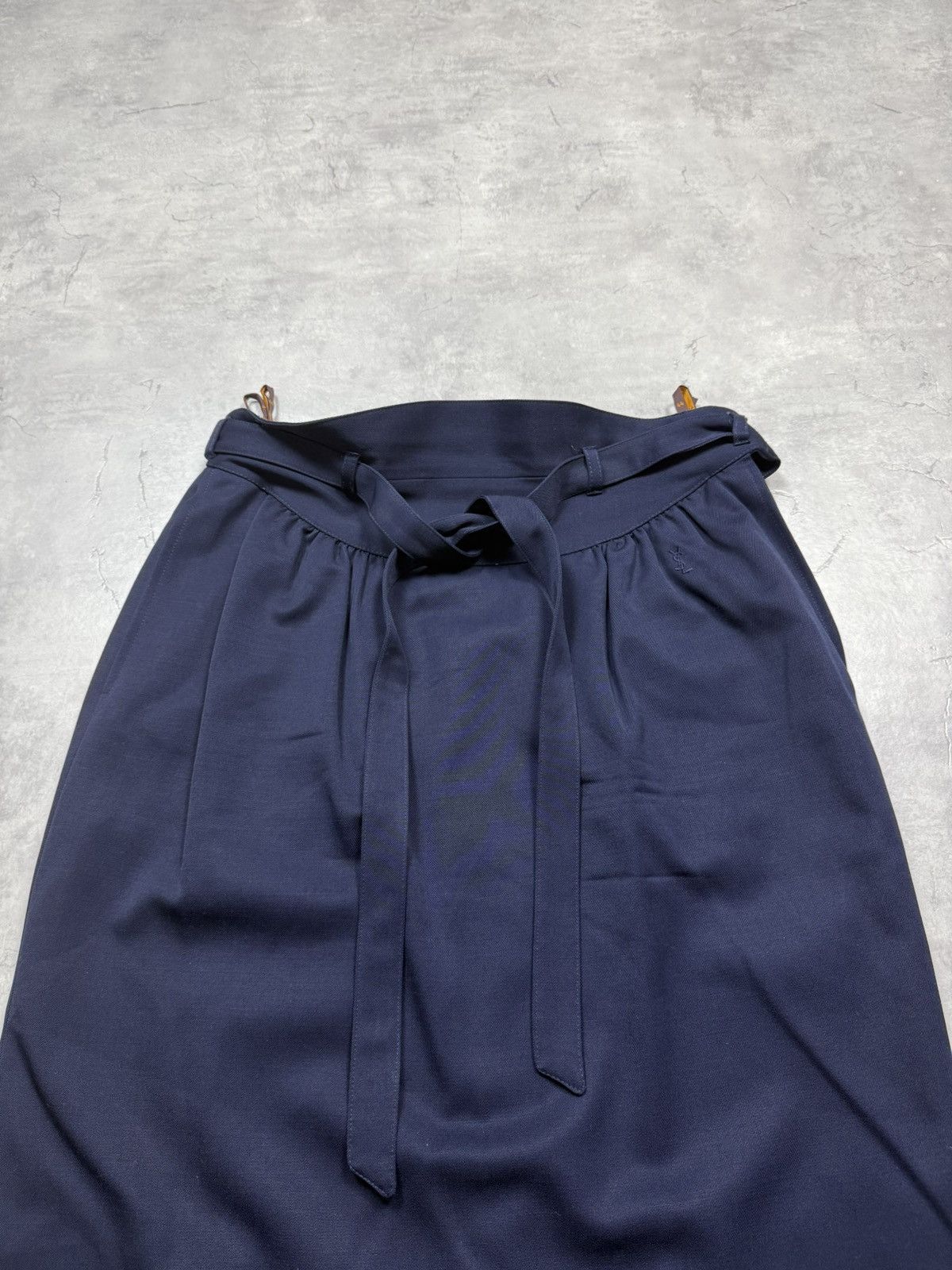 Yves Saint Laurent Yves Saint Laurent Vintage Luxury Skirt Size 30" / US 8 / IT 44 - 3 Thumbnail
