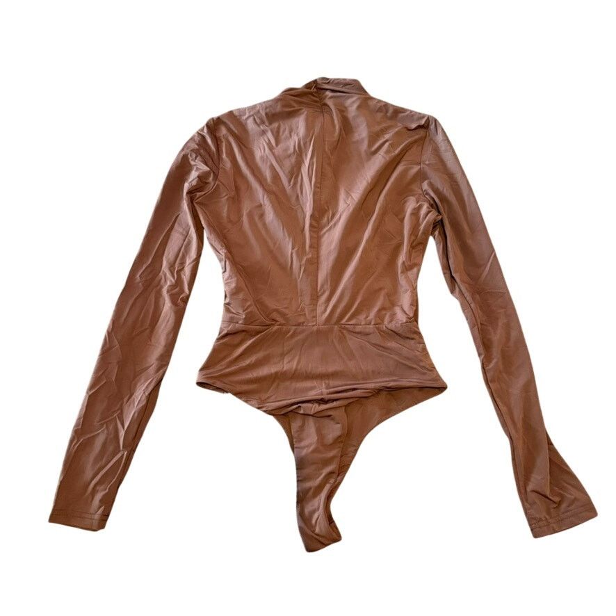 superdown Superdown Sarah Cut Out Top in Chocolate, Size S Size S / US 4 / IT 40 - 6 Thumbnail