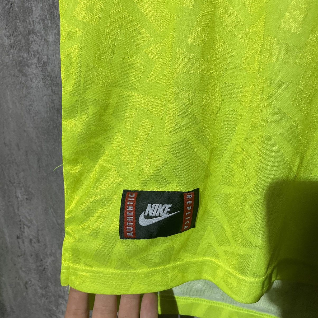 Nike Borussia Dortmund 95-96 Football Nike Shirt #9 Chapuisat Size US S / EU 44-46 / 1 - 7 Thumbnail