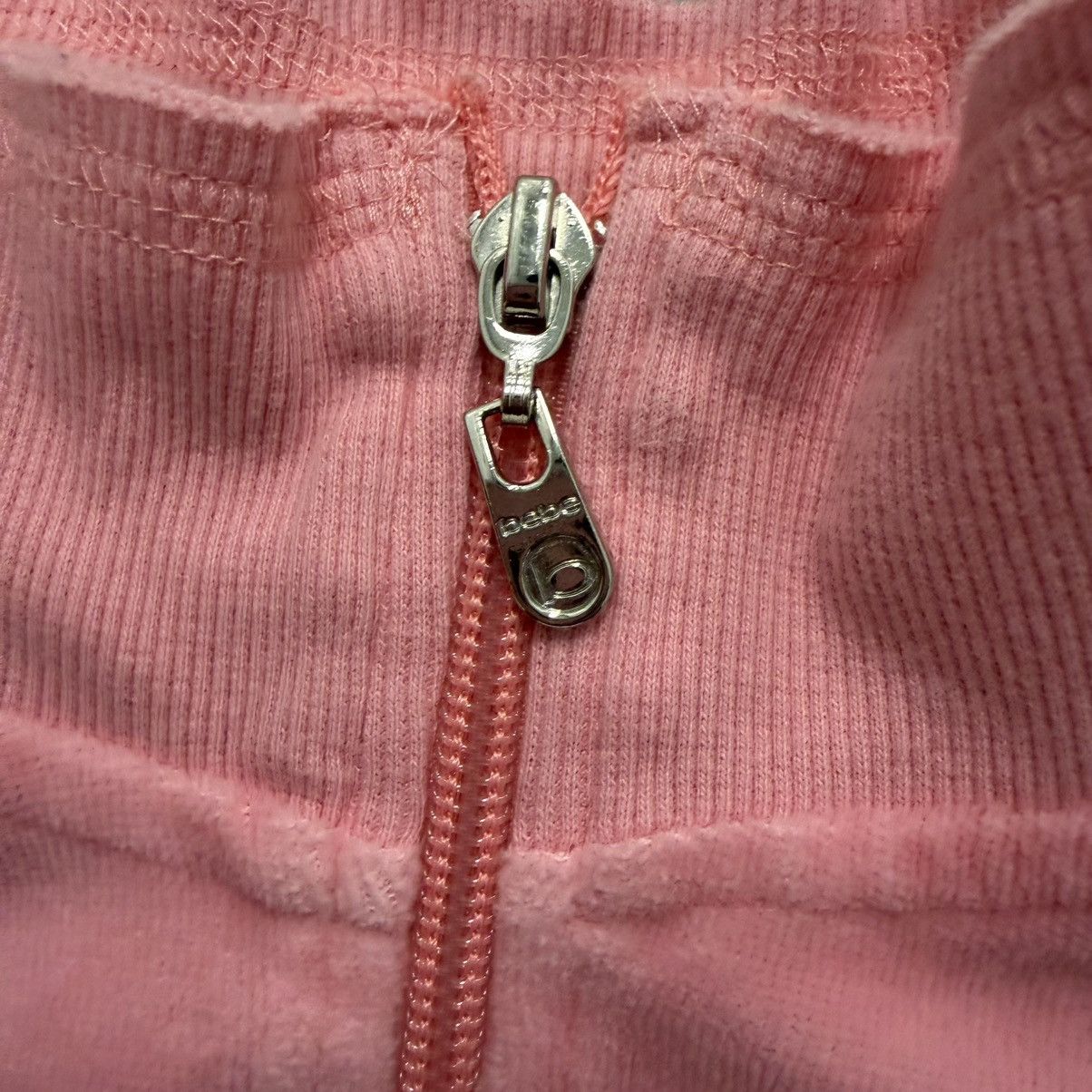 Bebe Bebe Rhinestone Velour Zip Up Jacket Pink Y2K McBling Size M / US 6-8 / IT 42-44 - 5 Thumbnail