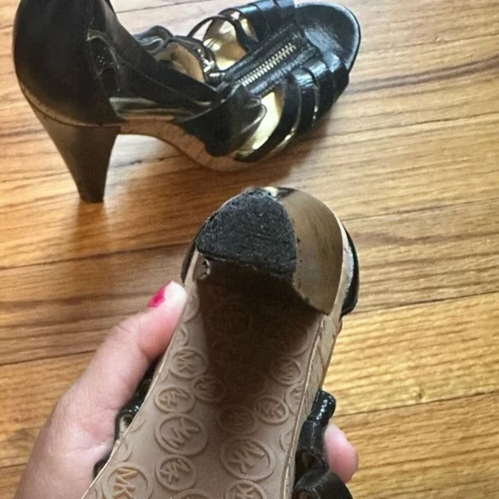 Michael Kors Michael Michael Kors Black Front Zip Heels Sz 8M Size US 8 / IT 38 - 10 Thumbnail