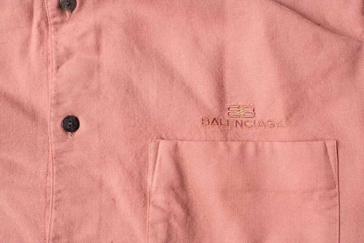 Balenciaga balenciaga vintage wool shirt Size US L / EU 52-54 / 3 - 4 Thumbnail