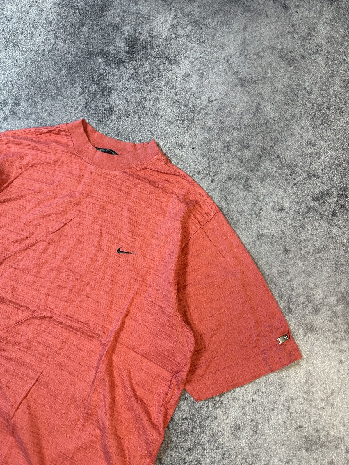 Nike × Tiger Woods × Vintage Vintage Nike Tiger Woods T-shirt Oversized Golf Rare Sport Size US XL / EU 56 / 4 - 2 Thumbnail
