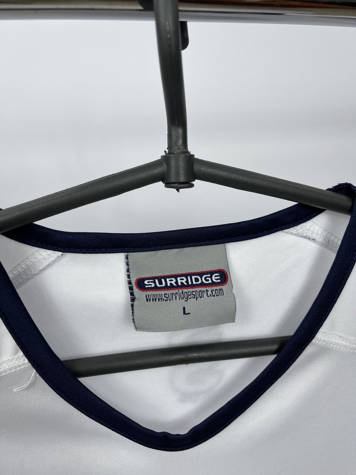 Other GLOUCESTERSHIRE GLADIATORS CRICKET SHIRT Surridge size L Whi Size US L / EU 52-54 / 3 - 3 Thumbnail