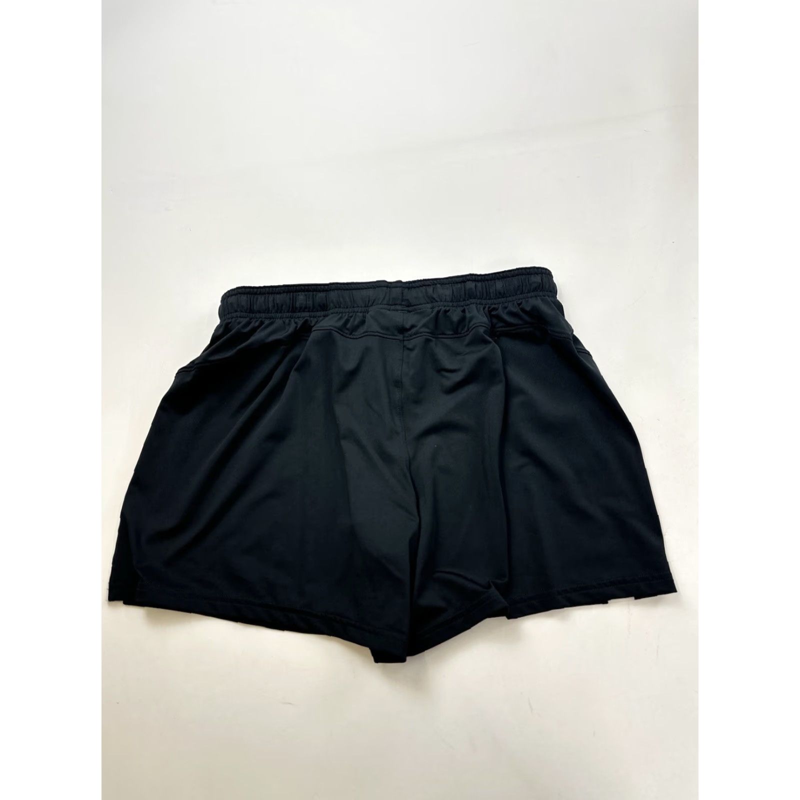 Under Armour VINTAGE Under Armour Shorts Women’s S Black HeatGear UA Short Sample NWT Size 28" / US 6 / IT 42 - 2 Thumbnail