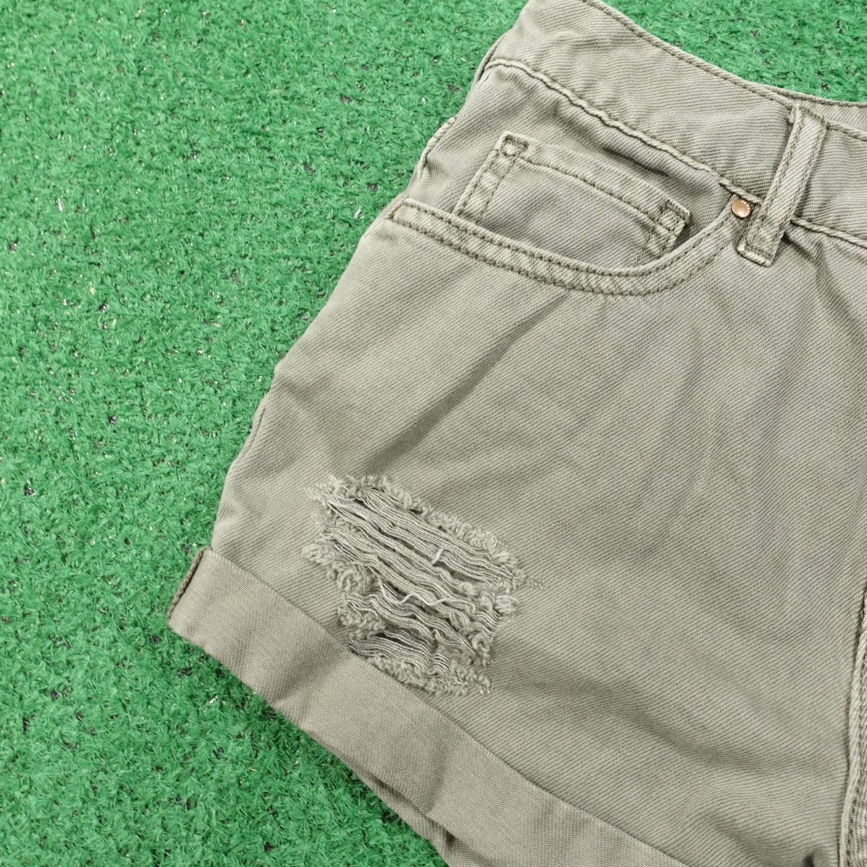 Pacsun VINTAGE PacSun High Rise Shorts Womens 25 Green Denim Raw Hem Casual Summer Distressed Size 42" / US 20 - 4 Thumbnail