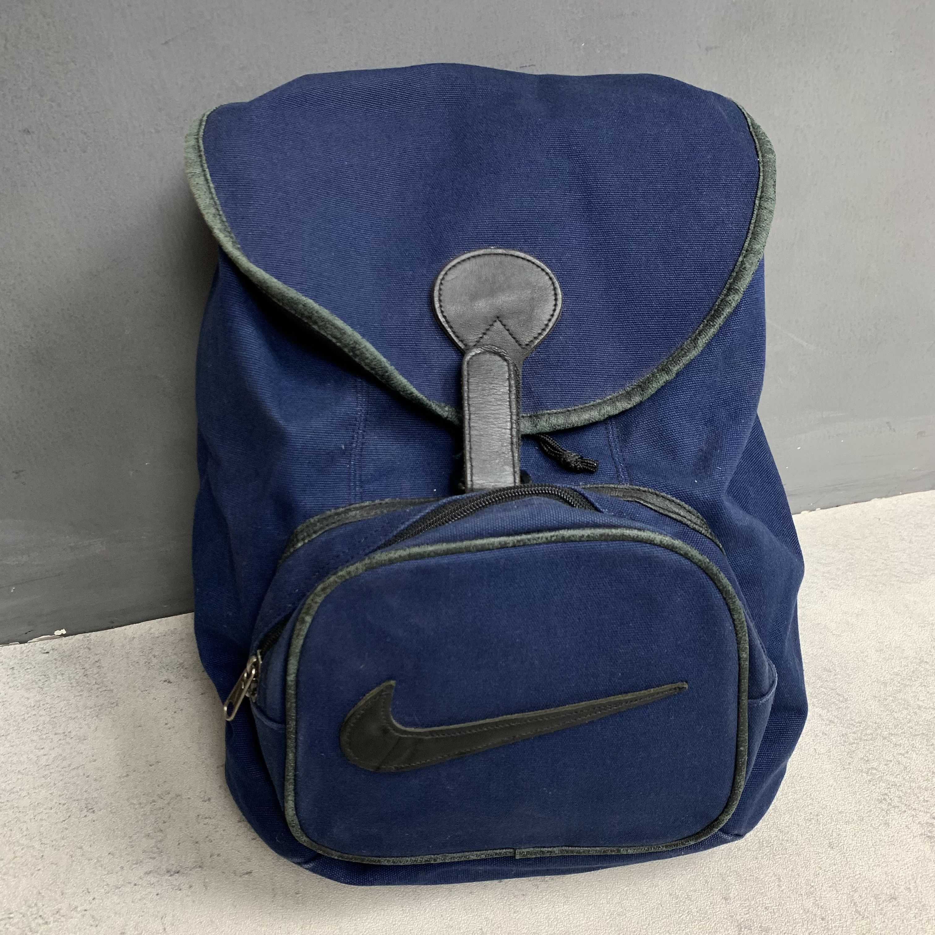 Nike Vintage 90s Nike Bagpack Size ONE SIZE - 3 Thumbnail