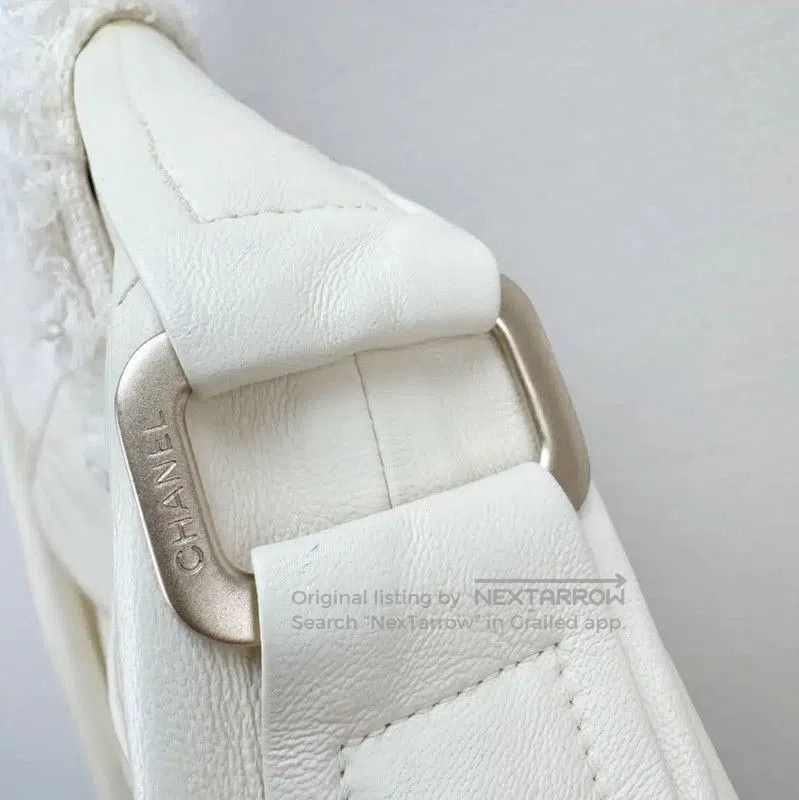 Chanel Chanel White Sheepskin Long Winter Coat . Size S / US 4 / IT 40 - 4 Thumbnail