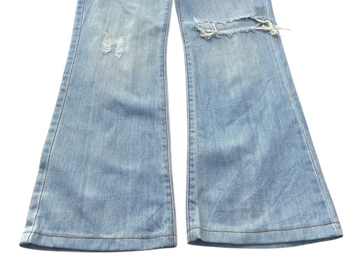 Abercrombie & Fitch Abercrombie & Fitch Distressed Style Boot Cut Jeans Size US 32 / EU 48 - 5 Thumbnail