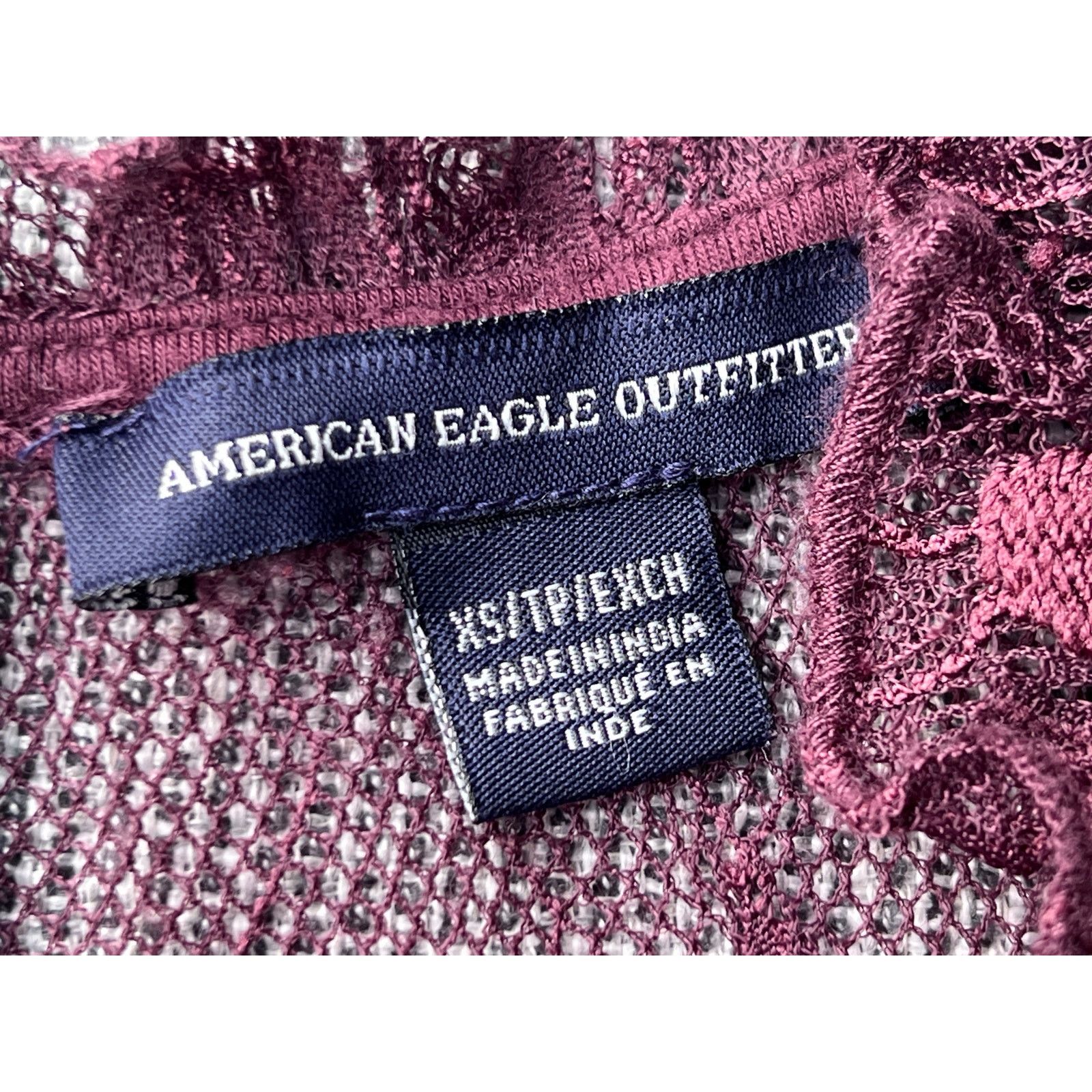 American Eagle Outfitters XS Y2K AE American Eagle Vintage Lace Top Keyhole Back Size XS / US 0-2 / IT 36-38 - 2 Thumbnail