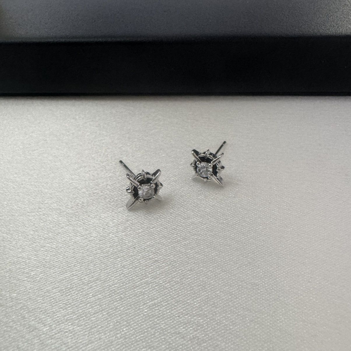 Designer CZ Star Stud Earrings for Men Women Hip Hop Unisex Style Size ONE SIZE - 4 Thumbnail