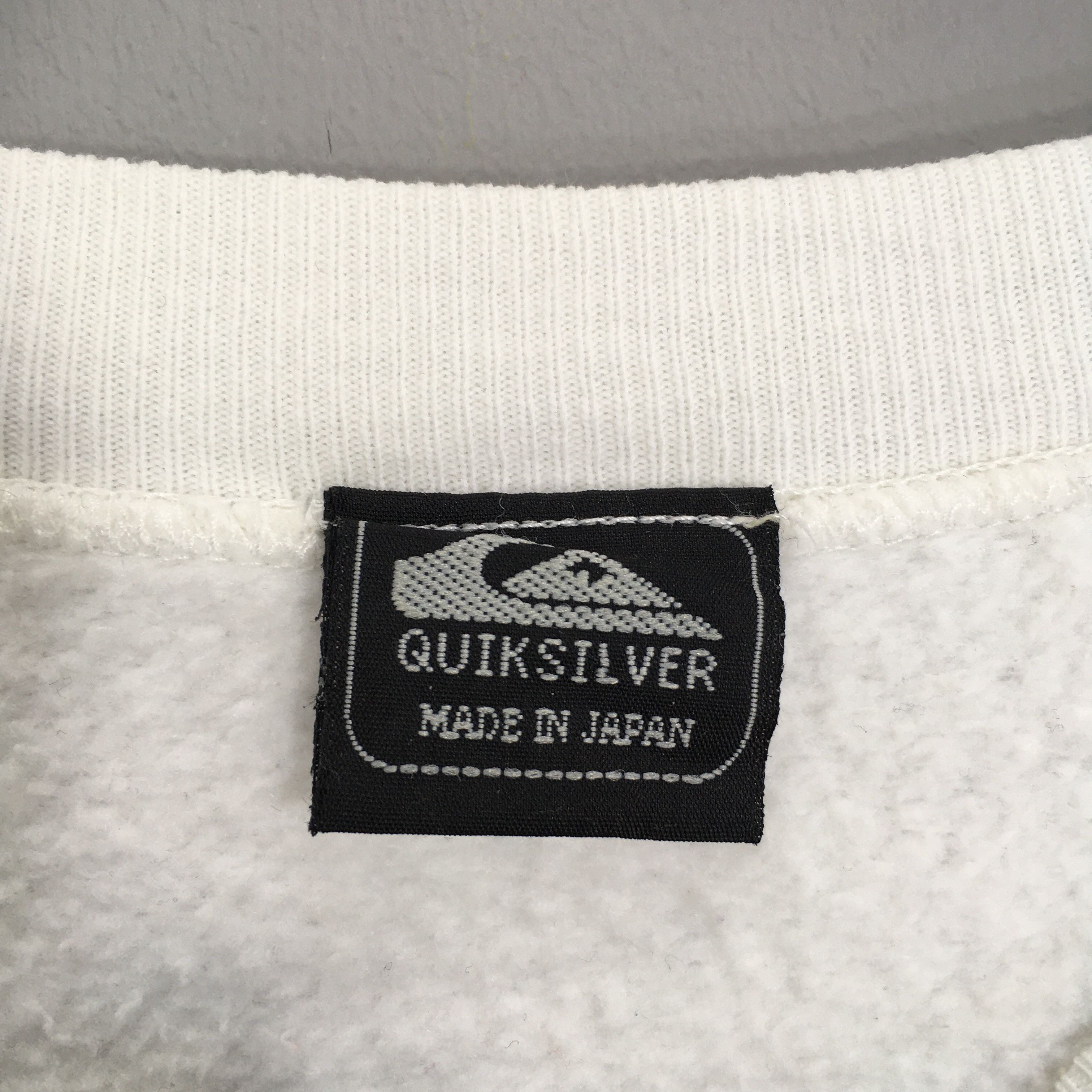 Quiksilver × Vintage Vintage 90s Quiksilver Skateboarding White Sweatshirt Large Size US L / EU 52-54 / 3 - 7 Thumbnail