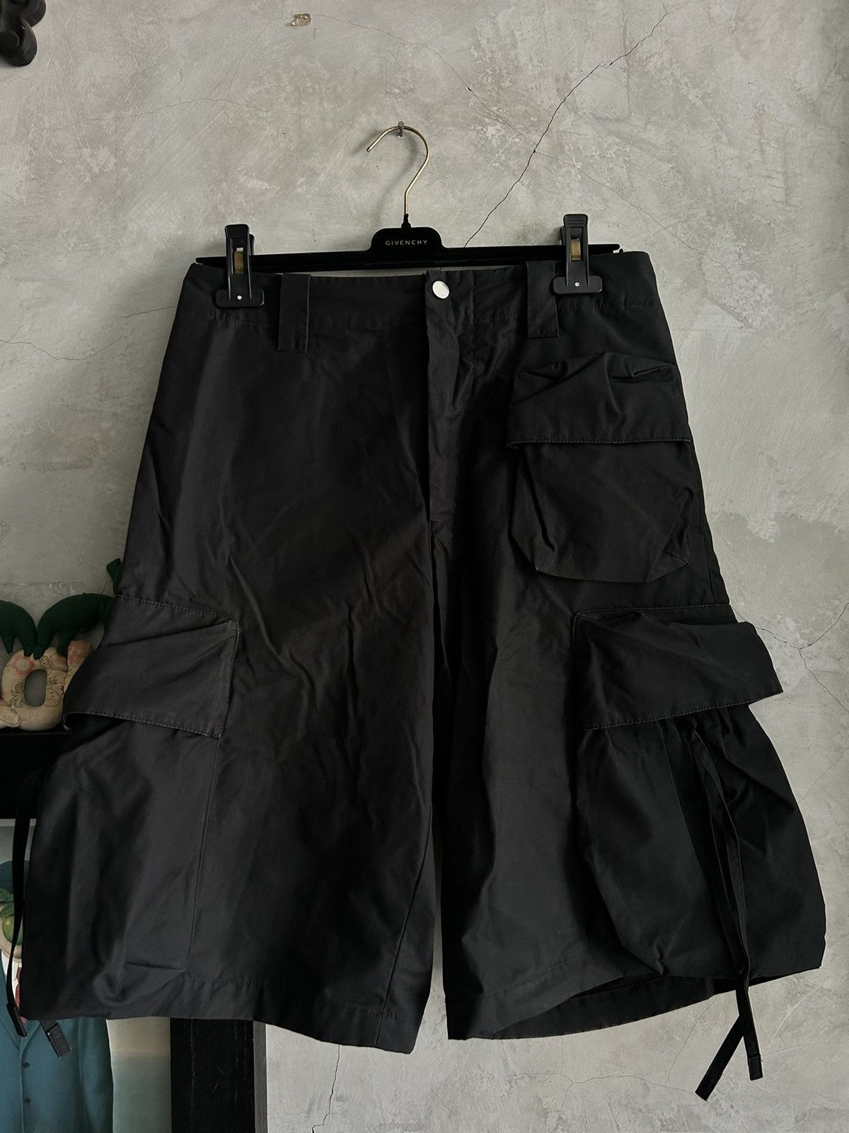 OAMC Oamc cotton poplin cargo short Size US 34 / EU 50 - 1 Thumbnail