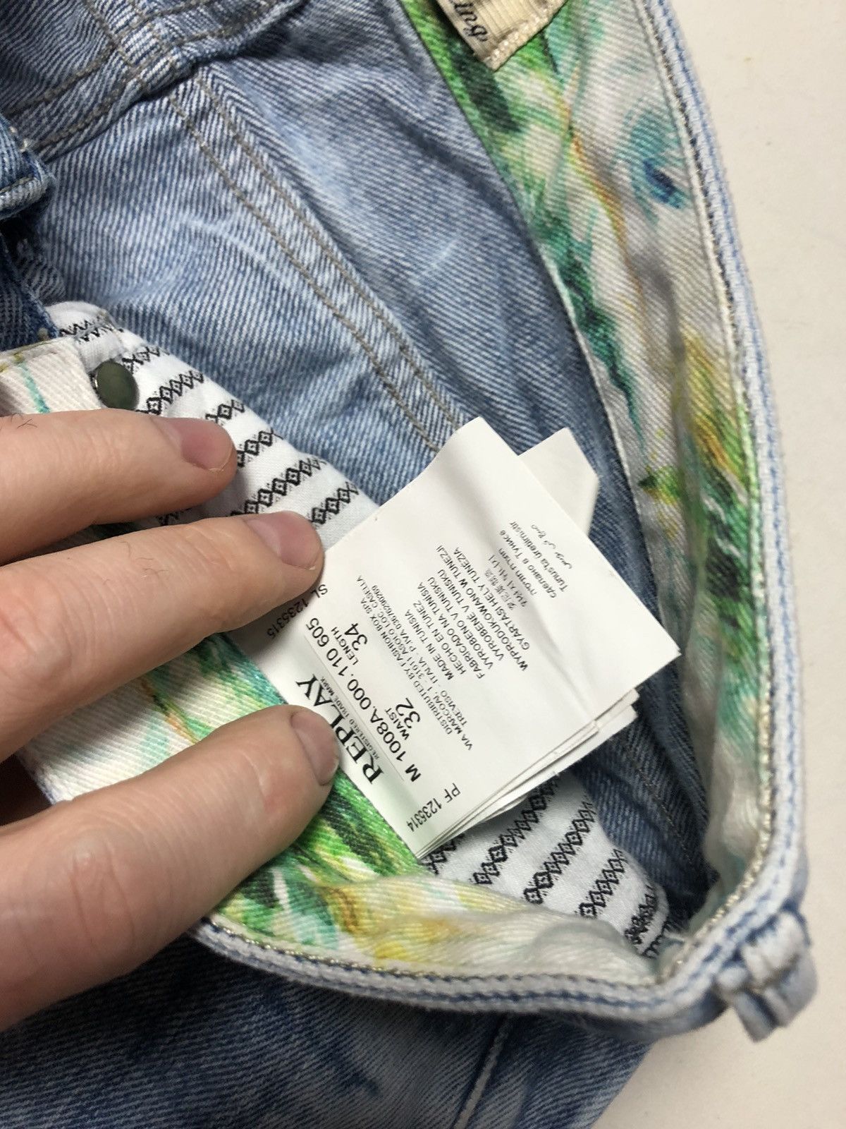 Replay Replay Hawaiian Recycle Jeans W32 L34 Distressed Light Wash Size US 32 / EU 48 - 8 Thumbnail