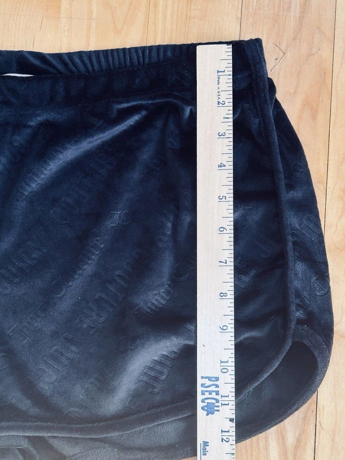 Juicy Couture Jeans Juicy Couture Sz XL Velour Velvet Sleepwear Shorts Black Y2K Size ONE SIZE - 5 Thumbnail