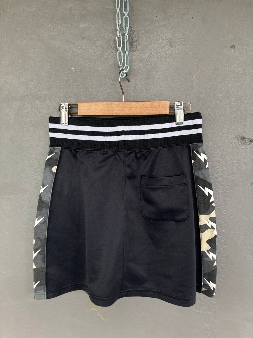 Bape Bape GITD Skirt Size 26" / US 2 / IT 38 - 2 Thumbnail