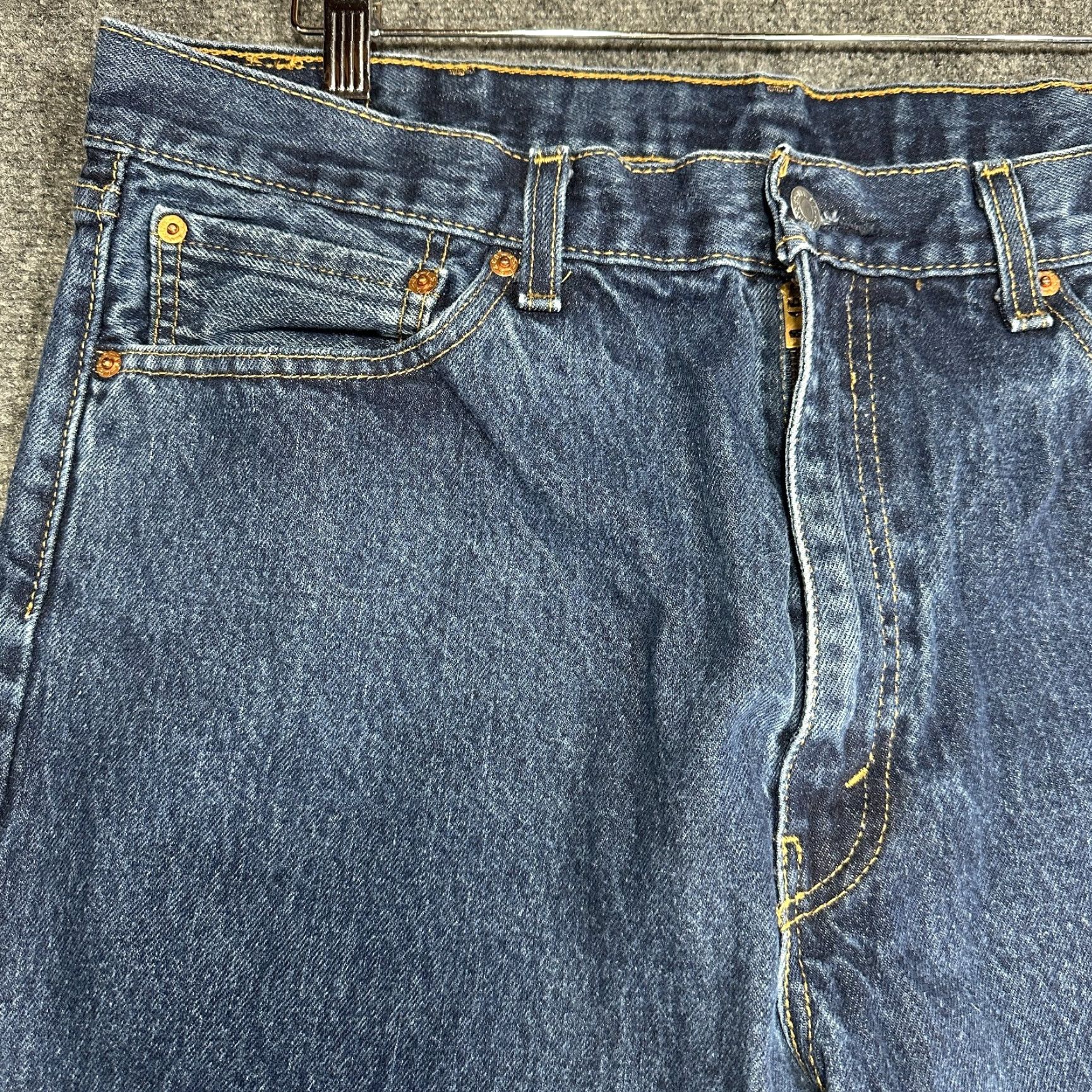 Levi's Levis 505 Jeans Mens 38 Medium Wash Cotton 5 Pocket Straight Leg Shirt Hat? Size US 38 / EU 54 - 4 Thumbnail