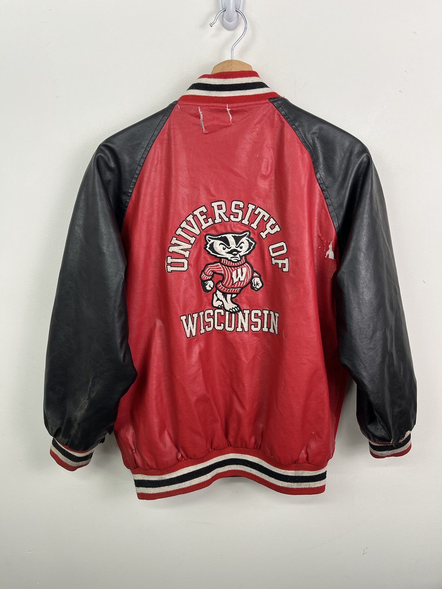 Other Vintage Jacket Y2K UW Badgers Distressed Faux Leather Varsioty Jacket Size S Size US S / EU 44-46 / 1 - 1 Thumbnail