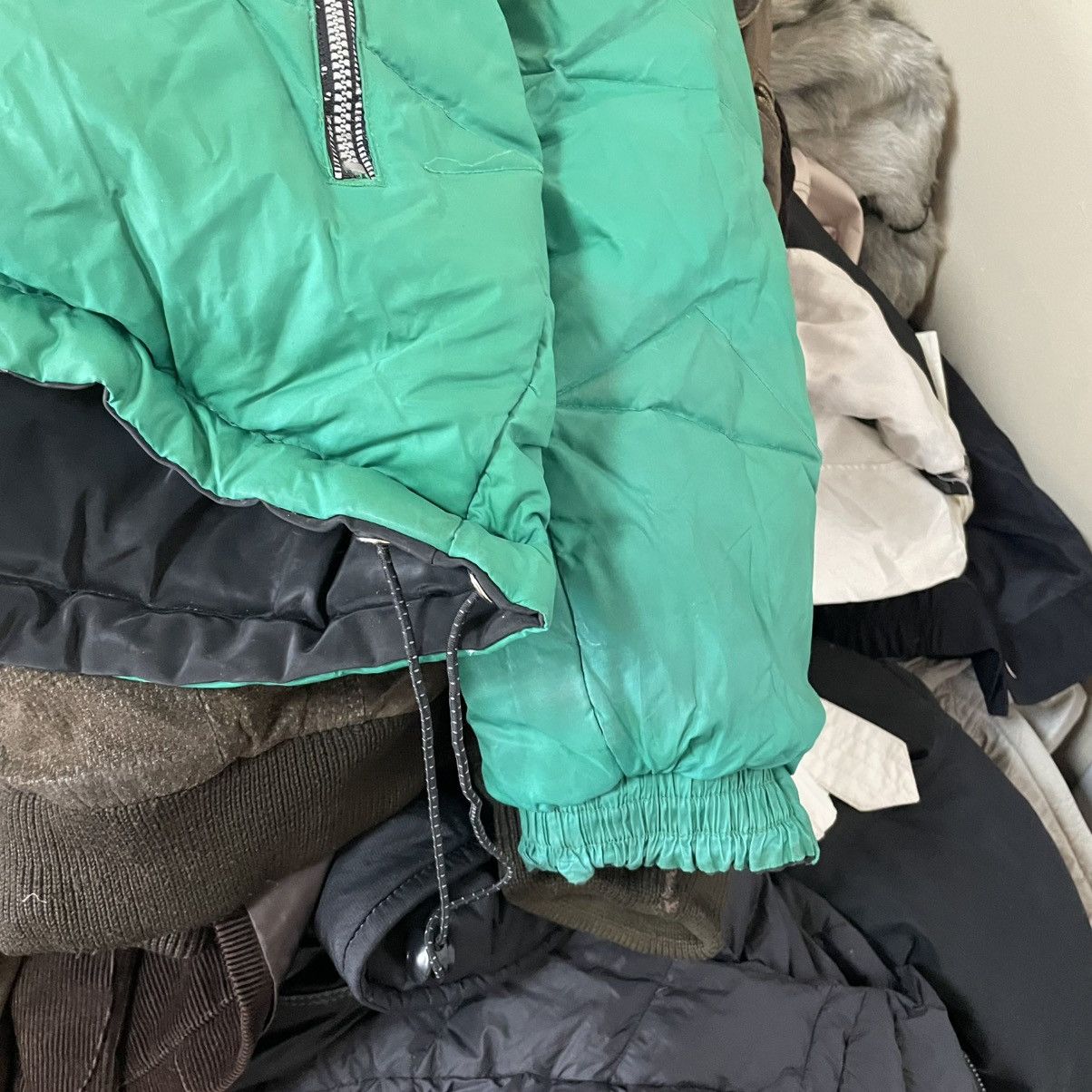 Fubu × Japanese Brand × Vintage 90s Vintage Fubu rap down jacket Y2K bomber eminem skate hip Size US M / EU 48-50 / 2 - 7 Thumbnail