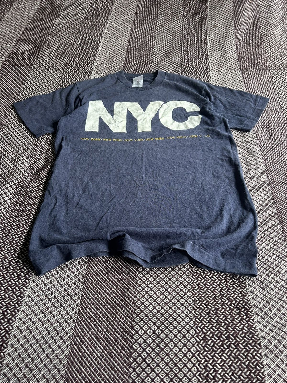 Fruit Of The Loom × Vintage Vintage FOTL Heavy NYC T-Shirt Crewneck Streetwear Y2K Sz M Size US M / EU 48-50 / 2 - 6 Thumbnail