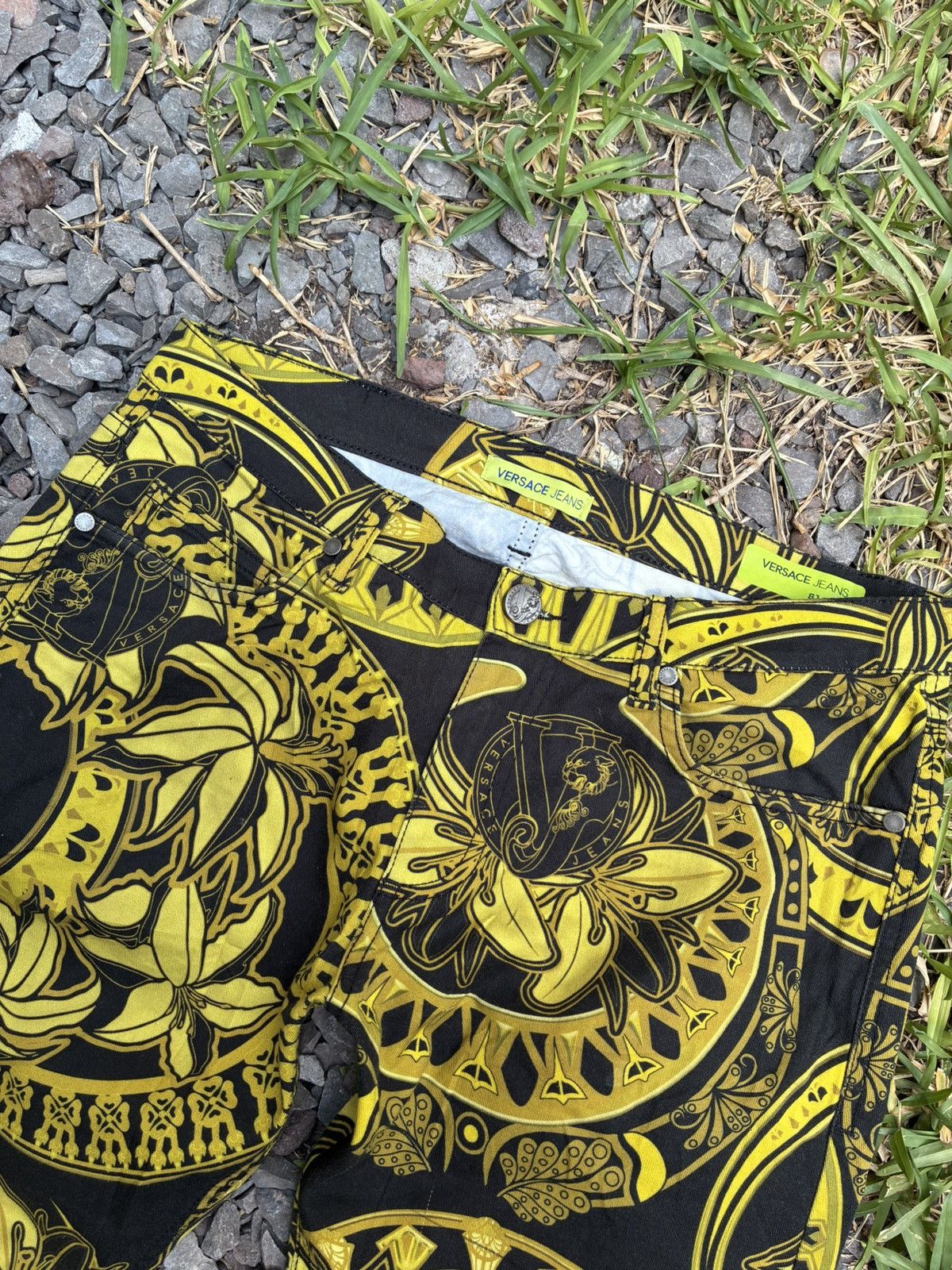 Versace 🔥 Rare vintage-style Versace jeans Size US 30 / EU 46 - 2 Thumbnail