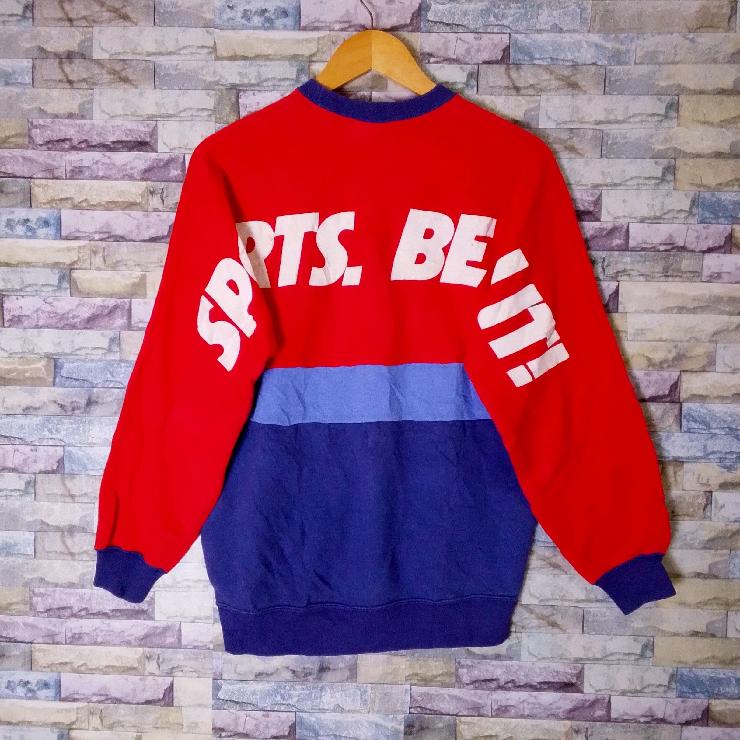 Vintage Vintage NCAA Sweatshirt Sports Be In It Size US M / EU 48-50 / 2 - 5 Thumbnail