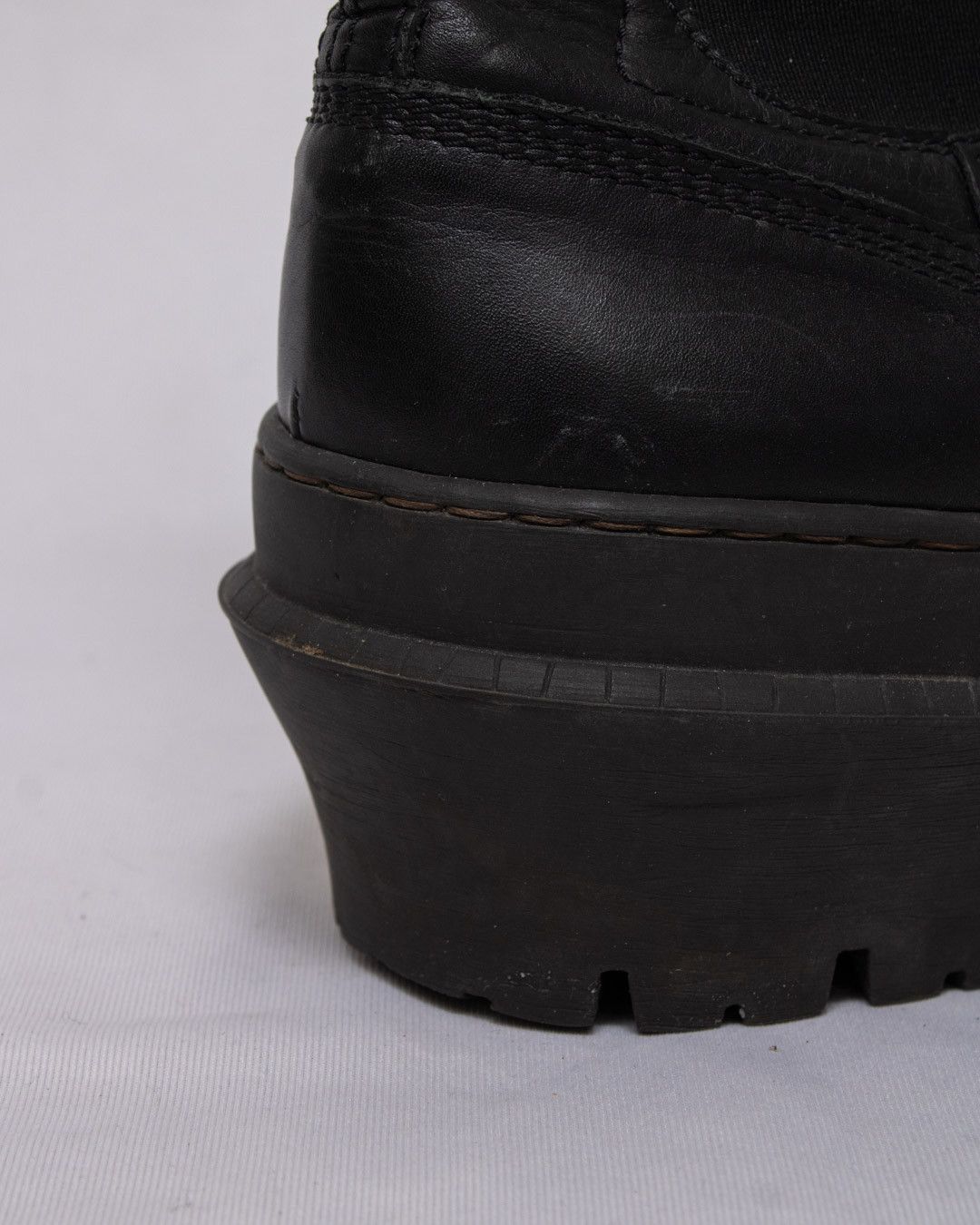 Acne Studios Acne Studios Chunky Leather Chelsea Boots Size US 8 / IT 38 - 7 Thumbnail