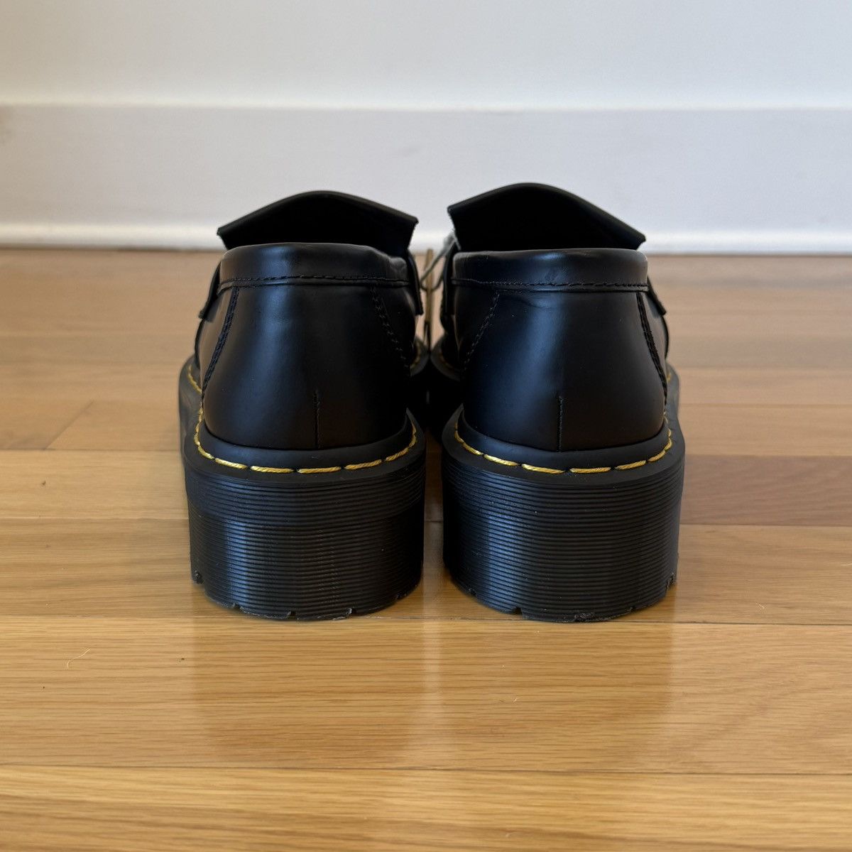 Dr. Martens Dr. Martens Adrian Quad Smooth Leather Tassel Loafers US 9 Size US 9 / EU 42 - 7 Thumbnail