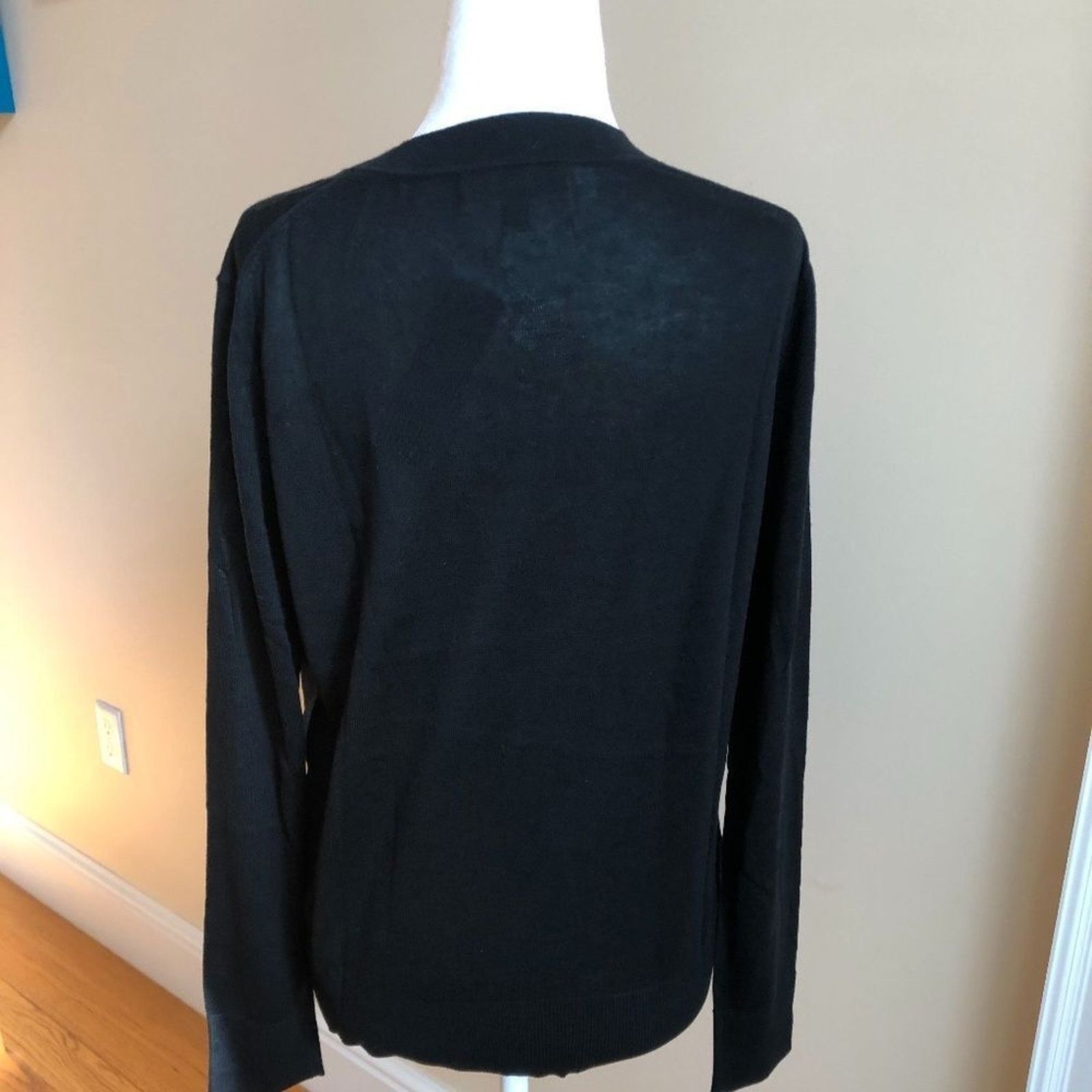 Banana Republic Silk Cashmere Relaxed Zebra Sweater from Banana Republic Size XS / US 0-2 / IT 36-38 - 4 Thumbnail