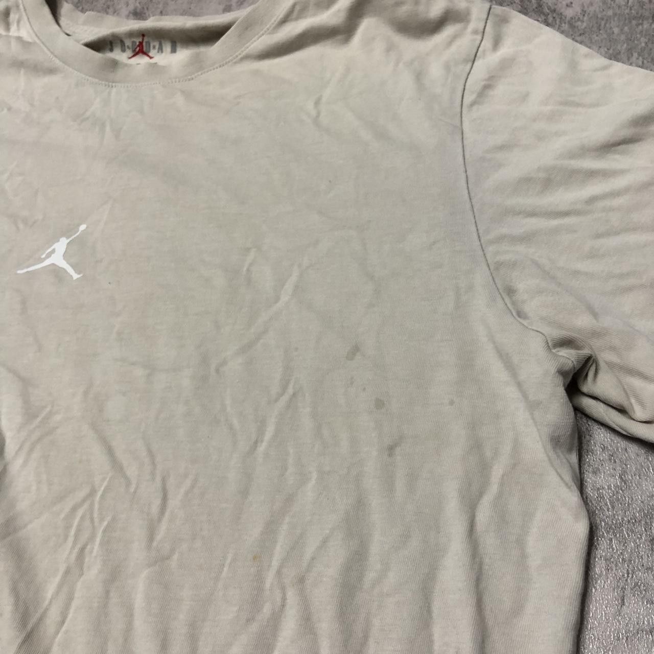 Jordan Brand Jordan beige T-shirt boxy Size US L / EU 52-54 / 3 - 3 Thumbnail