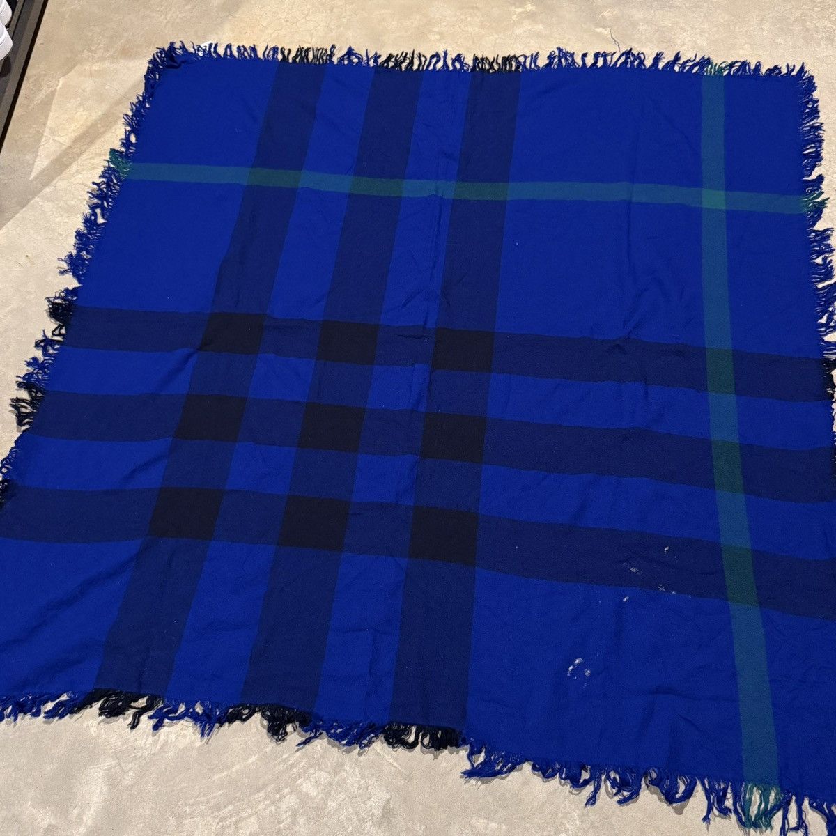 Burberry Burberry Merino Wool Nova Check Shawl Scarf Regency Blue Size ONE SIZE - 4 Thumbnail