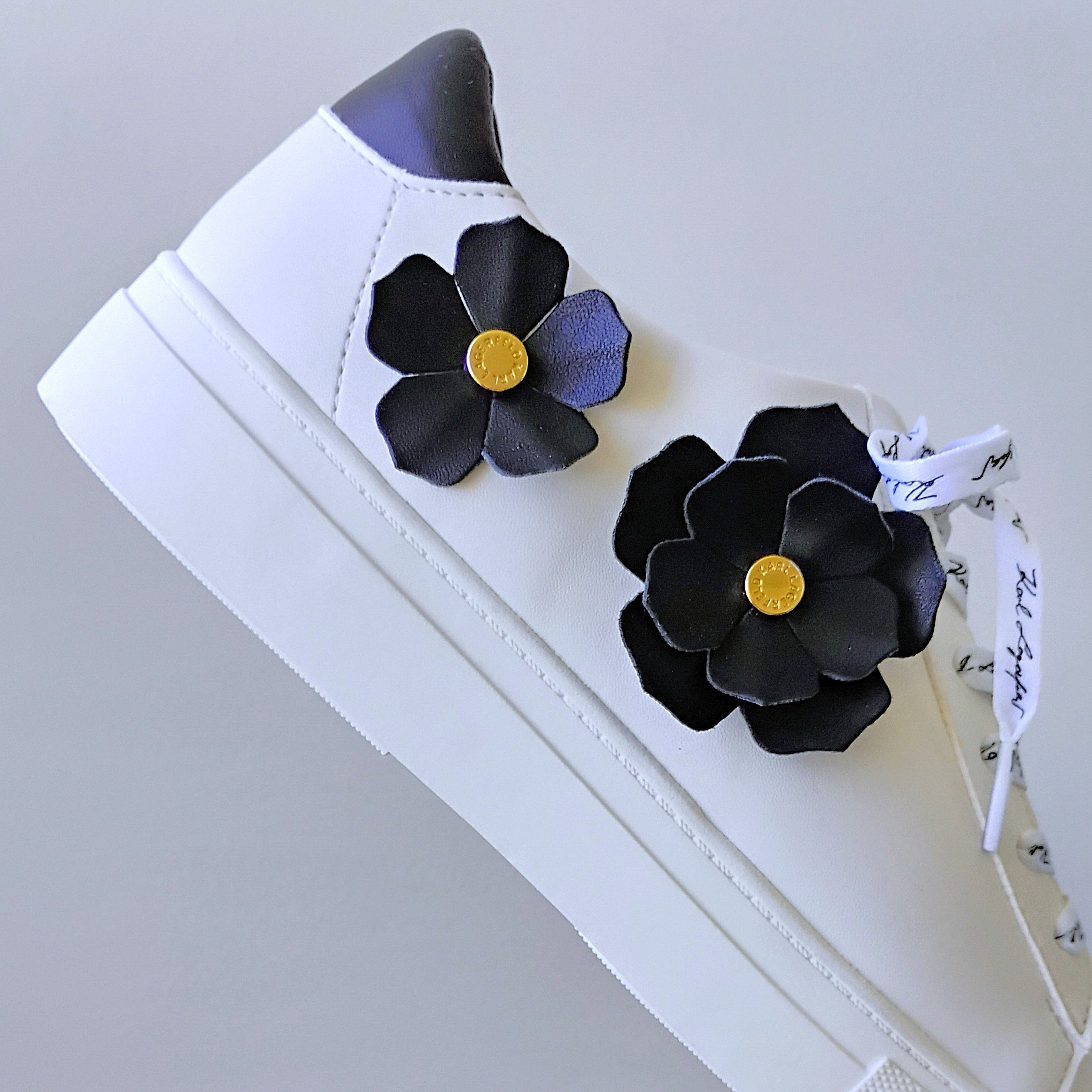 Karl Lagerfeld Karl Lagerfeld Paris Women's Flower Sneaker in Black/White Size US 9.5 / IT 39.5 - 6 Thumbnail