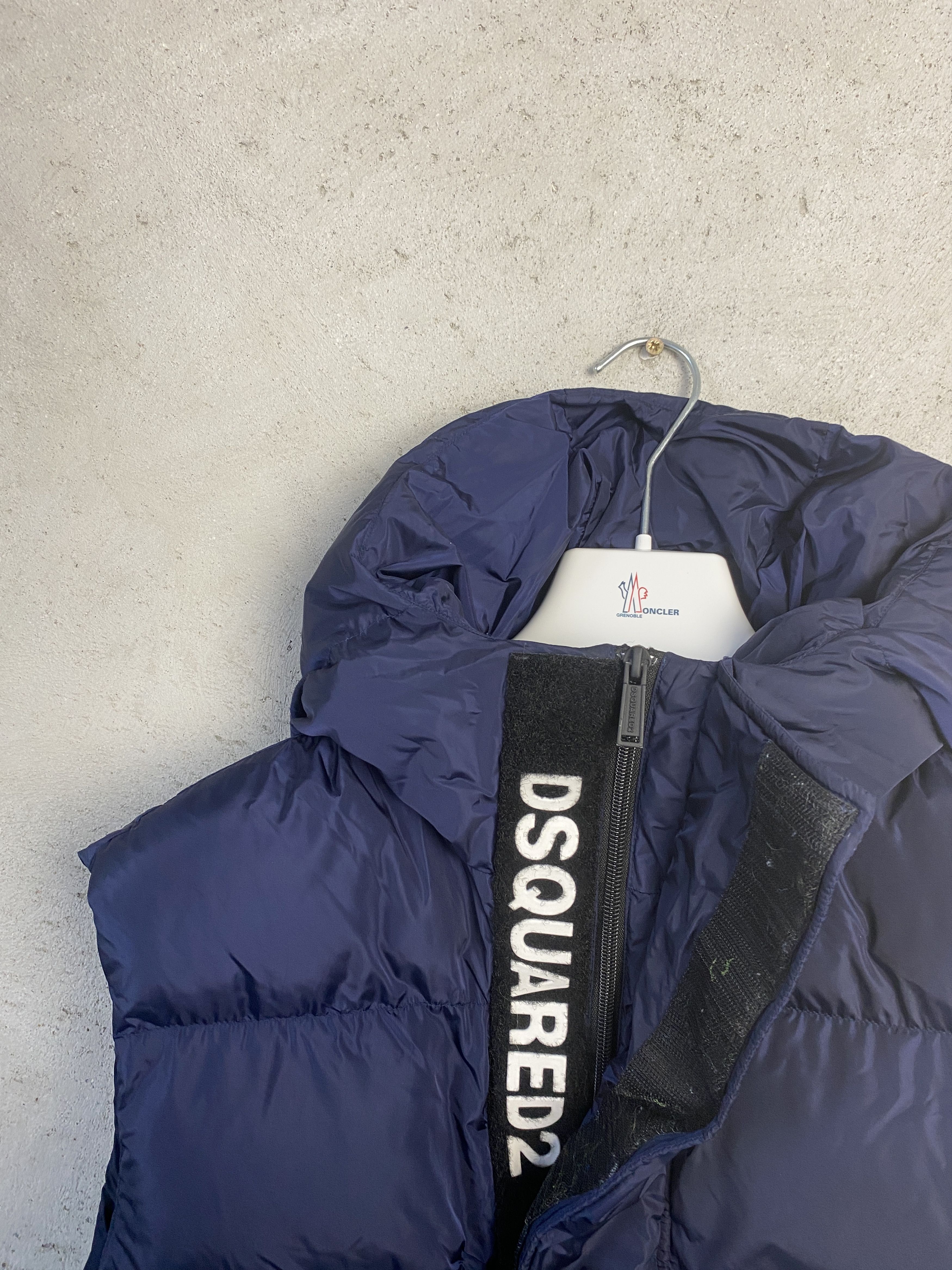 Dsquared2 Dsquared2 rear logo hooded puffer jacket vest Size US S / EU 44-46 / 1 - 2 Thumbnail