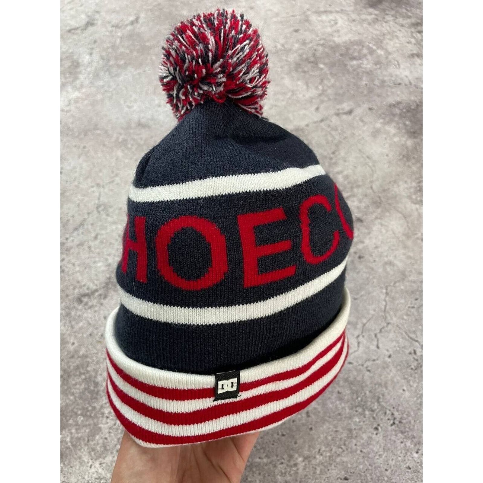 DC × Vintage DC Shoes Knit Beanie Hat Navy Red White Winter Cap Size ONE SIZE - 3 Thumbnail