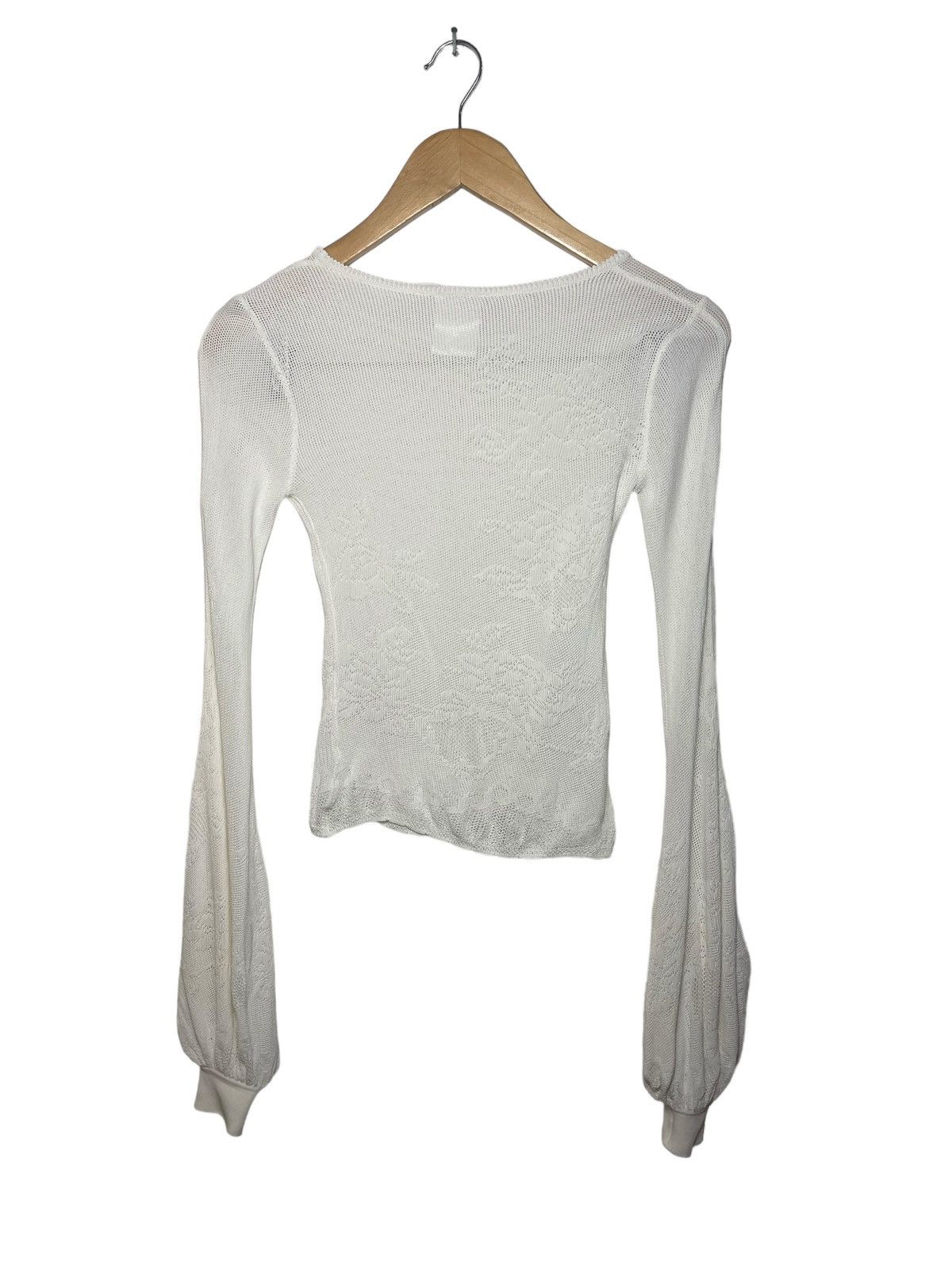 Chanel × Vintage Chanel Camelia flower Knitwear long sleeve crop tops Size XXS / US 00 / IT 34 - 2 Thumbnail