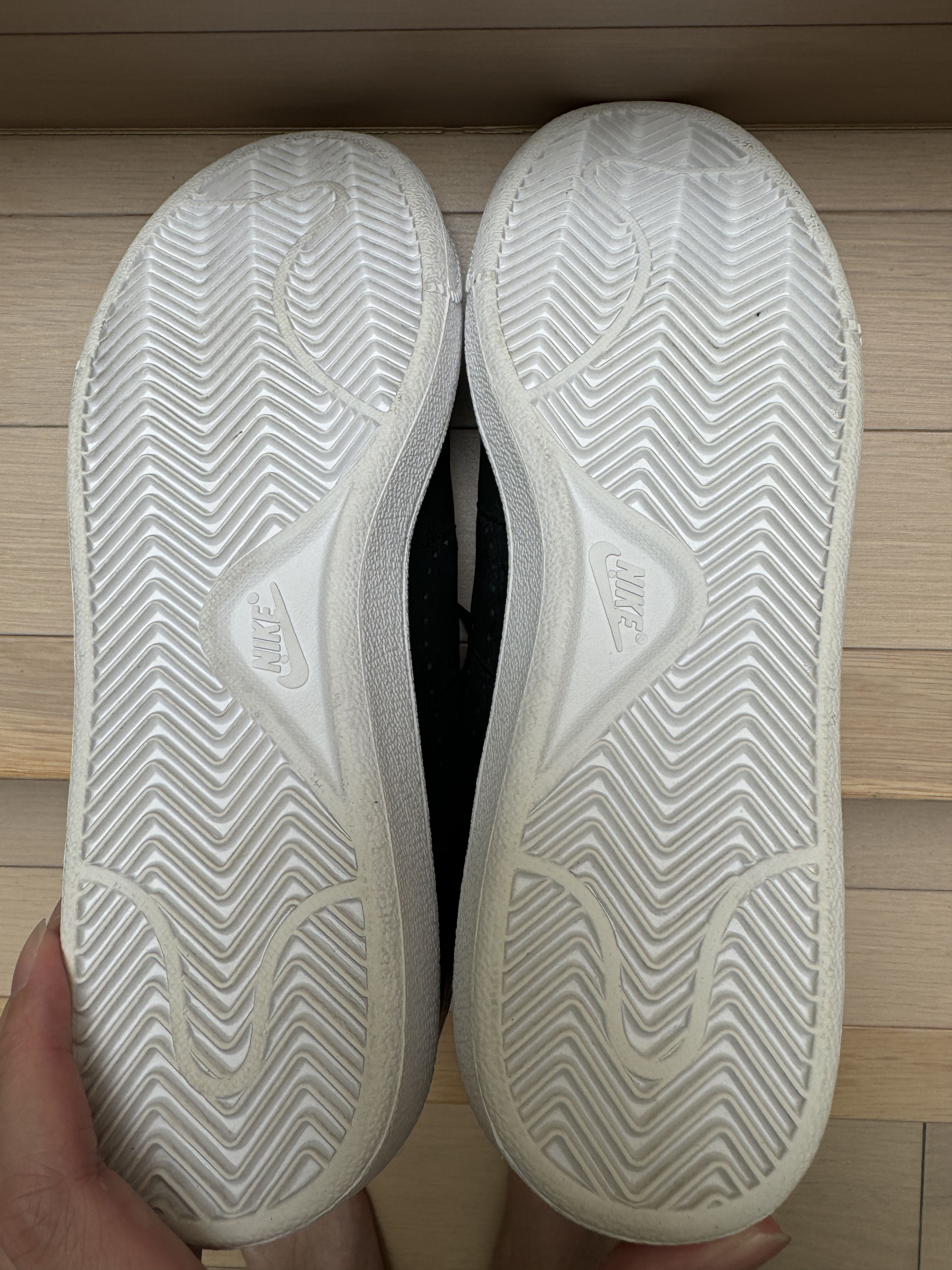 Nike nike fragment zoom tennis clasic hf for sichuan earthquake Size US 8.5 / EU 41-42 - 10 Thumbnail