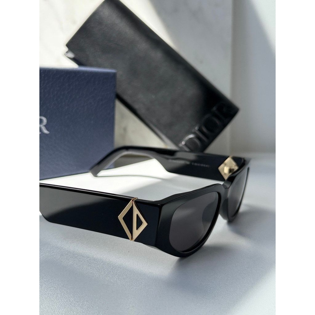 Dior NEW Dior CD Diamond S7F Cactus Jack Sunglasses in Black Size ONE SIZE - 5 Thumbnail