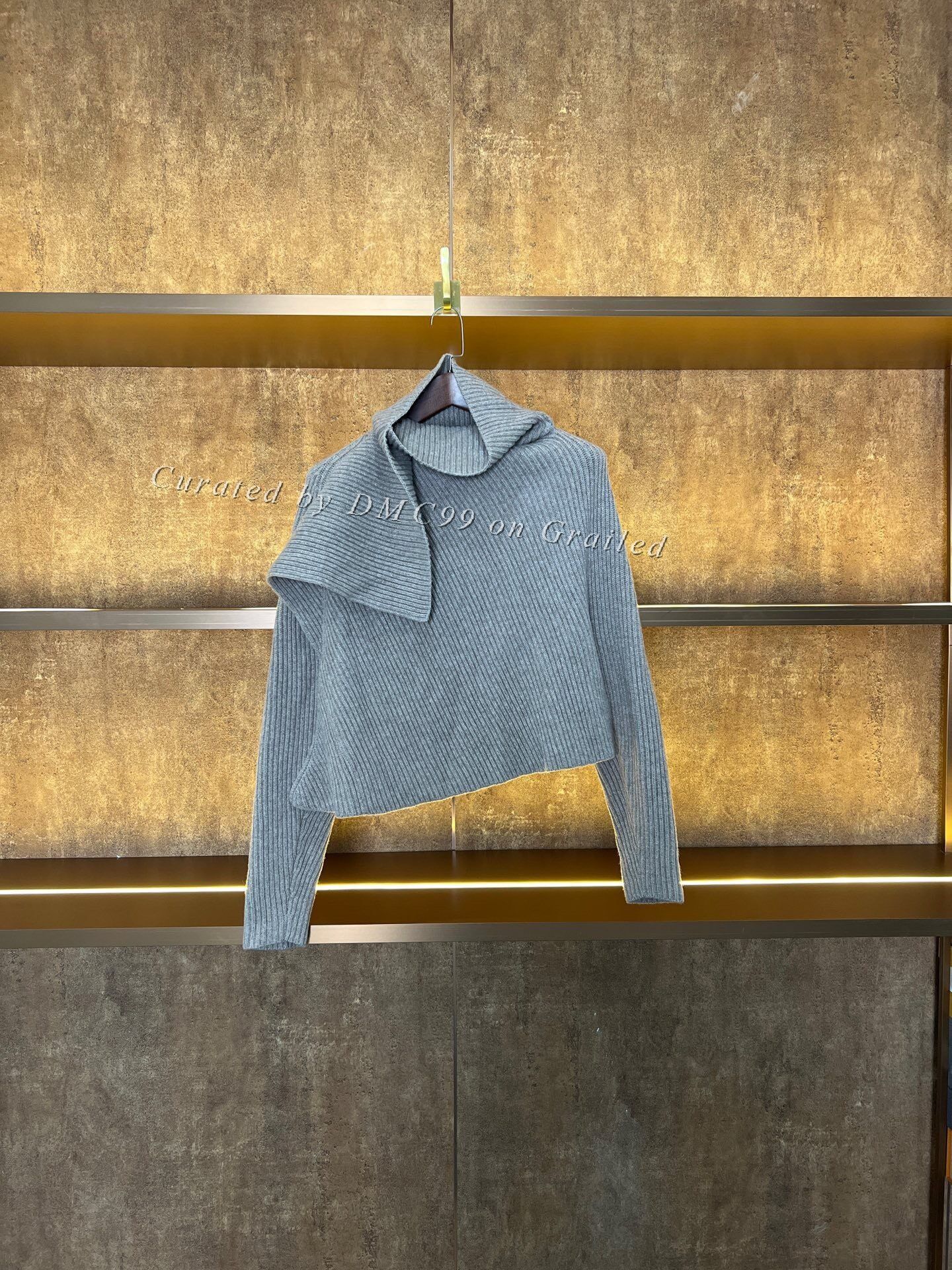 Celine Celine Asymmetric Cashmere Sweater Size S / US 4 / IT 40 - 1 Thumbnail