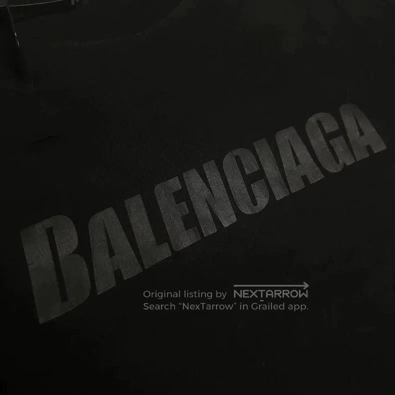 Balenciaga Balenciaga Logo Print Distressed Short Sleeve Tee. Size US M / EU 48-50 / 2 - 3 Thumbnail