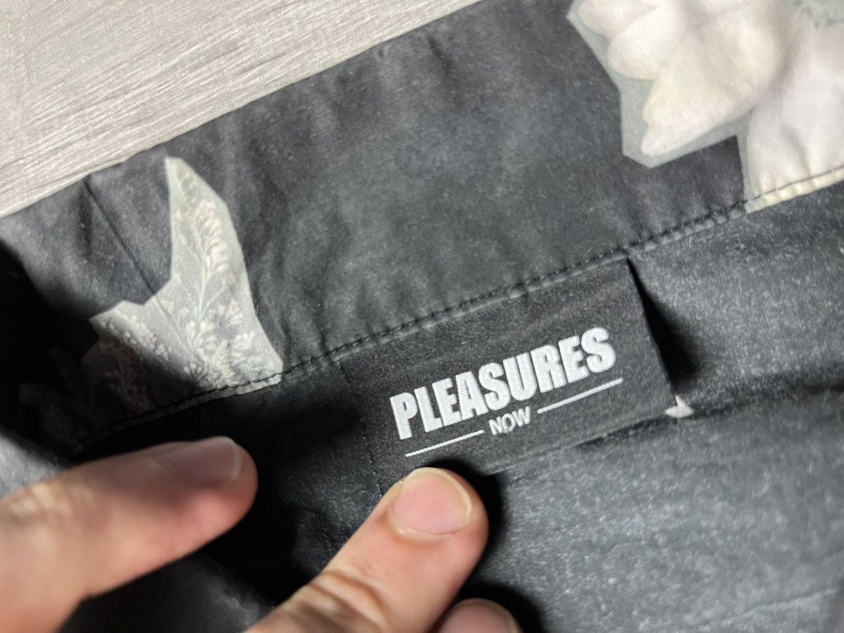 Pleasures Pleasures shirt hawaii fake flowers size Medium Size US M / EU 48-50 / 2 - 5 Thumbnail