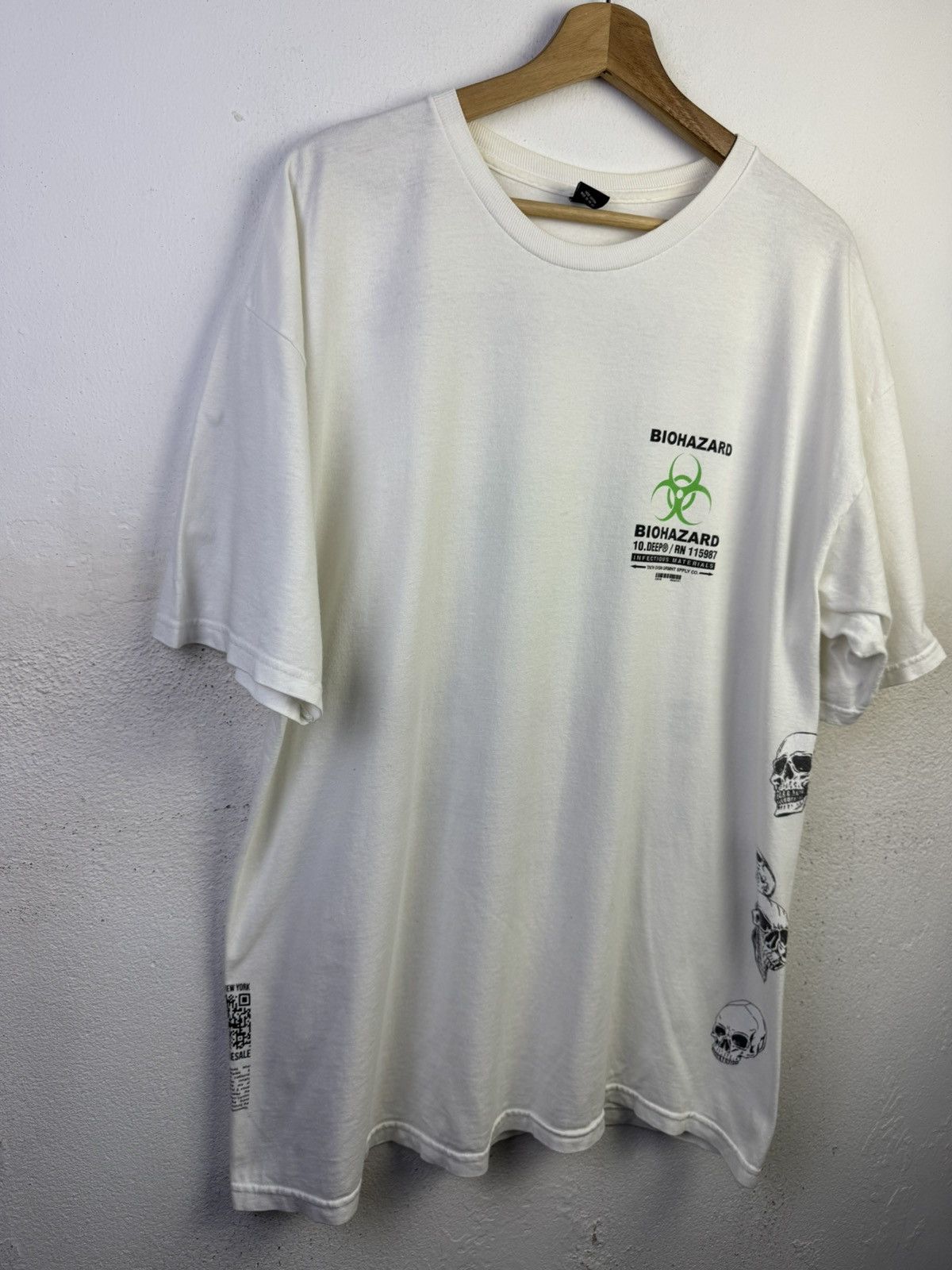 Designer Biohazard Tee Size US XL / EU 56 / 4 - 3 Thumbnail