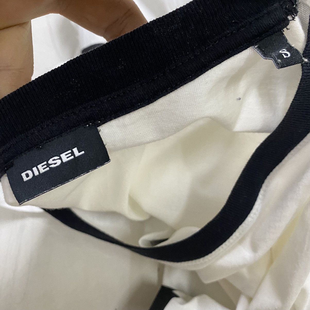 Diesel Diesel find your music long sleeve tee Size US S / EU 44-46 / 1 - 10 Thumbnail