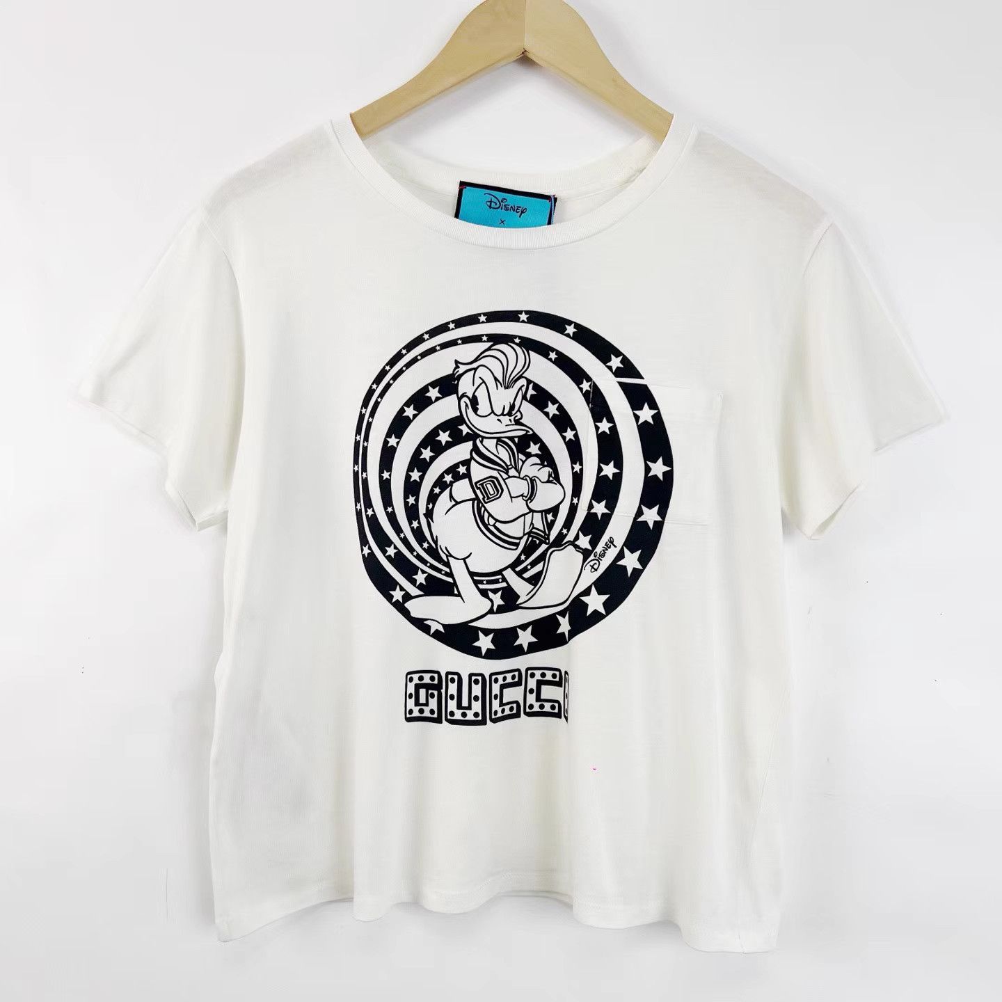 Gucci Gucci x Disney Duck Print Short Sleeve T-Shirt K12 Size US L / EU 52-54 / 3 - 1 Thumbnail