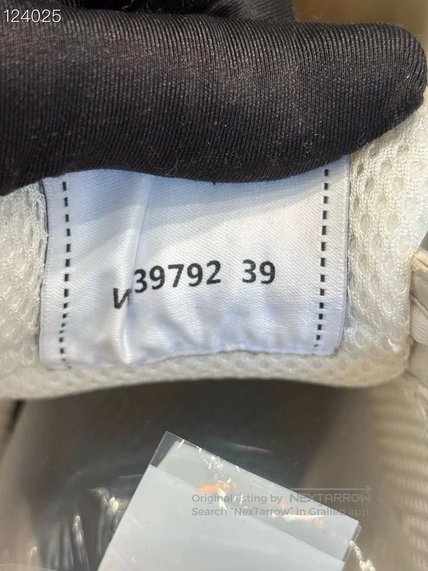 Chanel Chanel Silver Women's Sneakers. Size US 8 / IT 38 - 5 Thumbnail