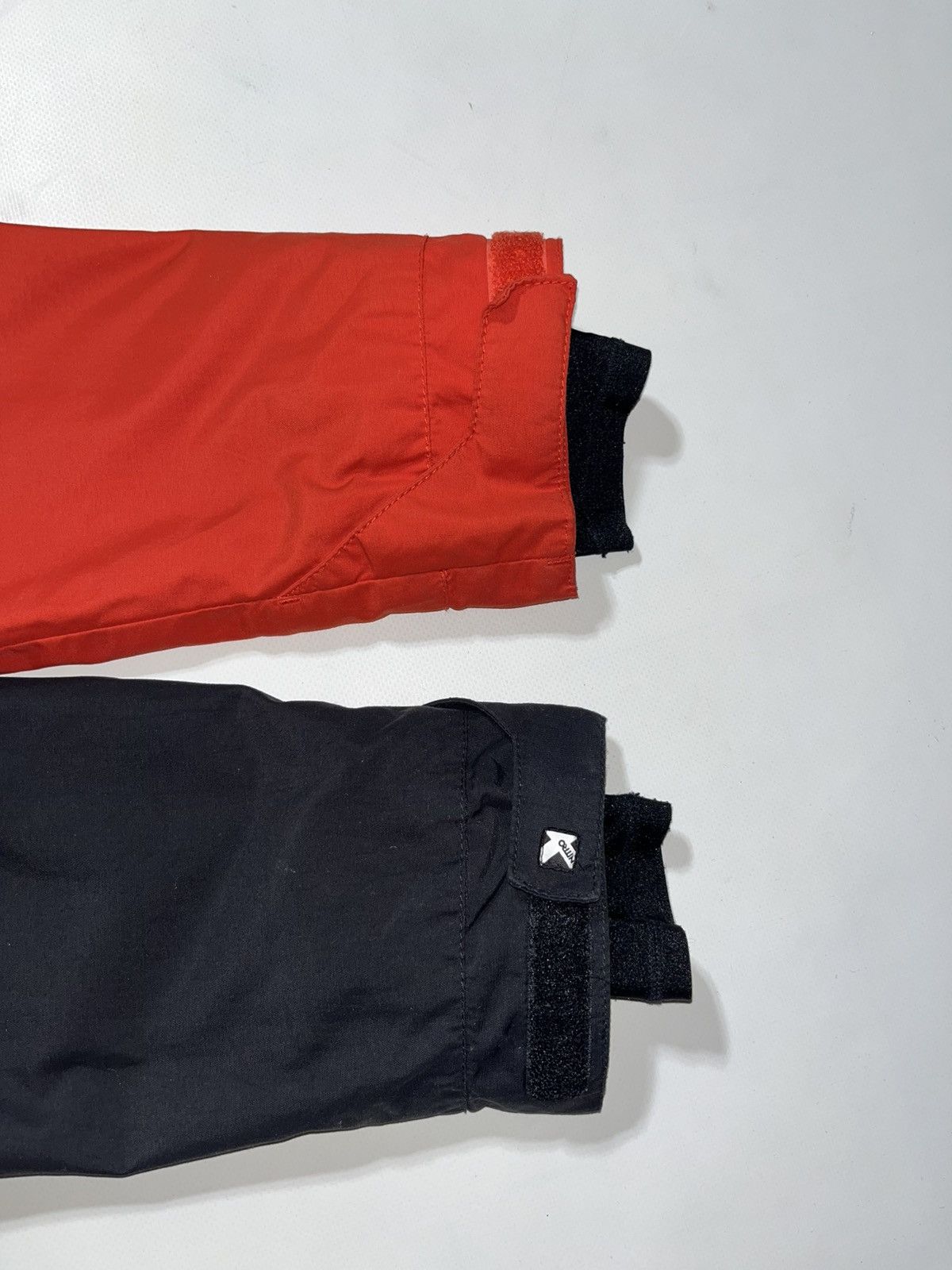 Burton Rare Nitro Snowboarding jacket very functional Size M Size US M / EU 48-50 / 2 - 17 Thumbnail