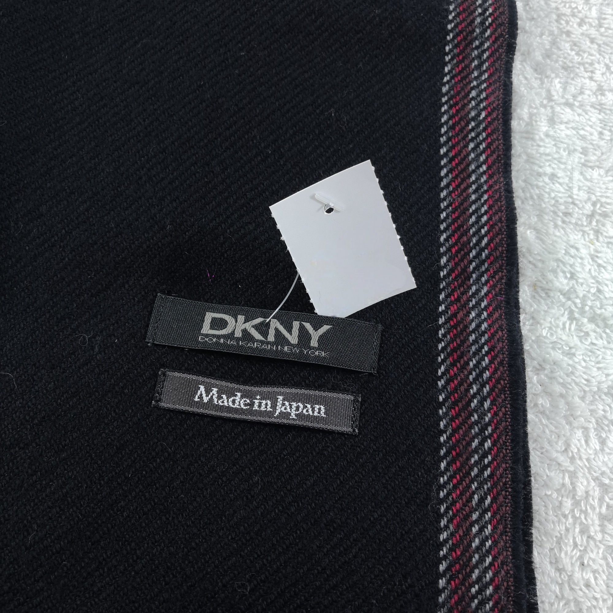 DKNY Vintage DKNY Scarf Fringe Muffler Winter Wool Scarves Size ONE SIZE - 3 Thumbnail