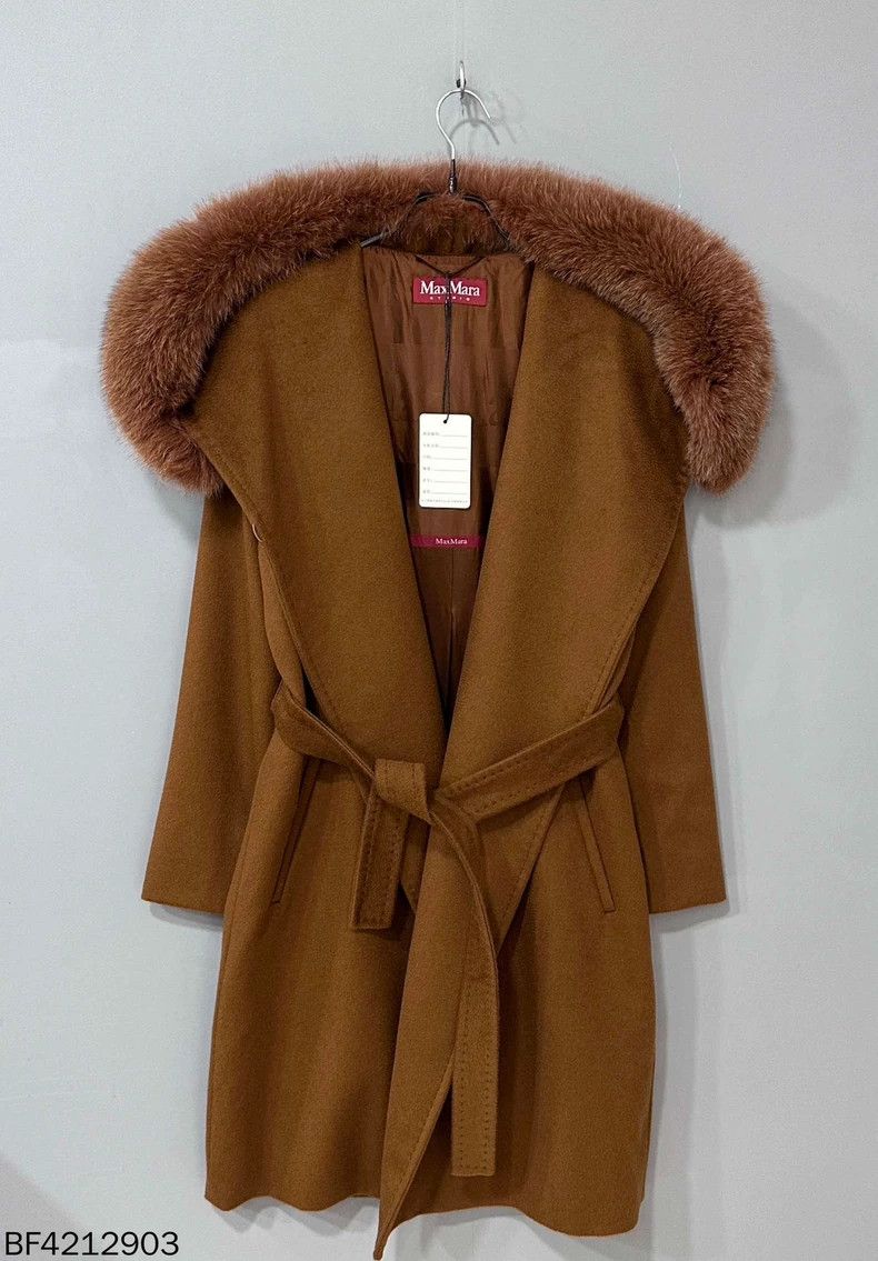Max Mara Max Mara Wool coat with fur collar Size L / US 10 / IT 46 - 2 Thumbnail