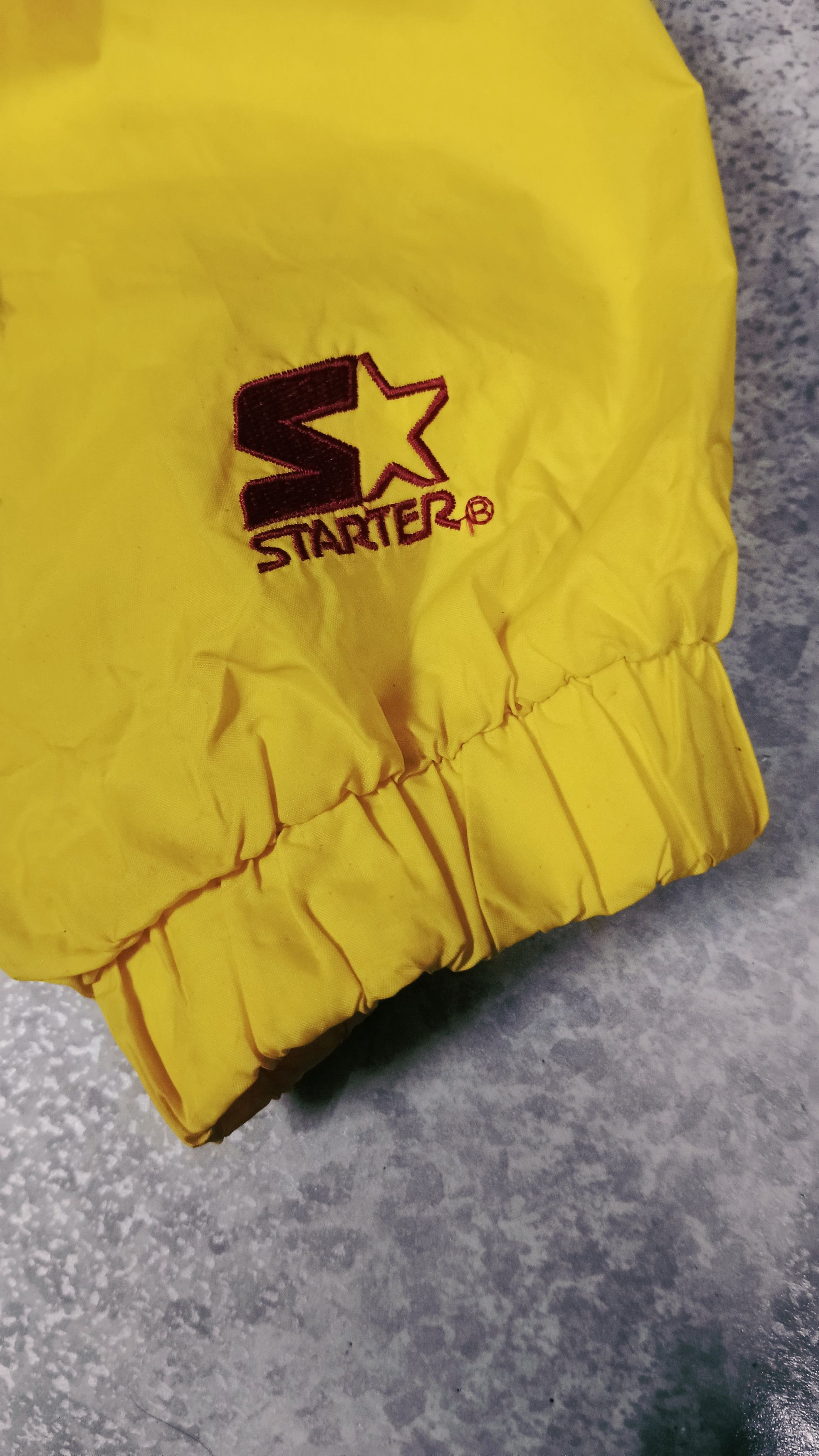 NFL × Starter Vtg Starter NFL Washington Redskins Halfzipper Windbreaker Size US L / EU 52-54 / 3 - 8 Thumbnail