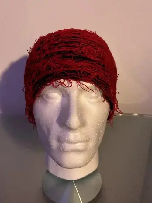 Other Distressed Knitted Beanie (red) Size ONE SIZE - 3 Thumbnail